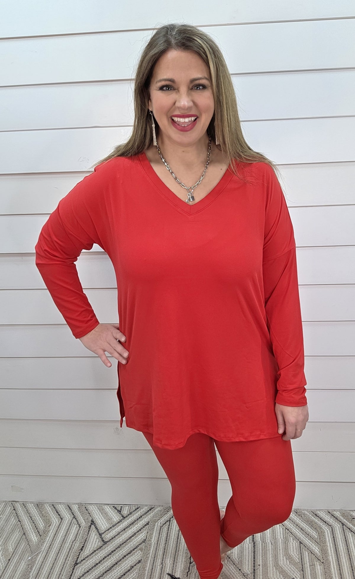 BUTTER LEGGINGS V NECK SET - RED