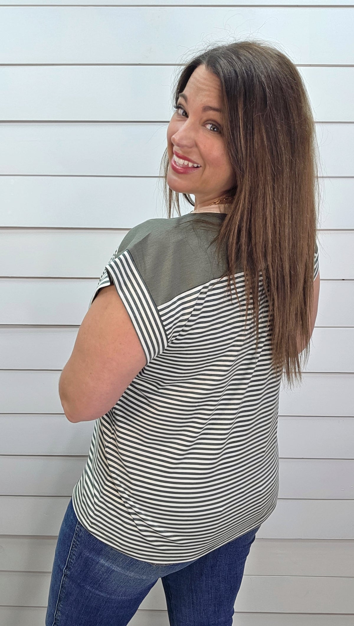 OLIVE STRIPED CAP SLEEVE KNIT TOP