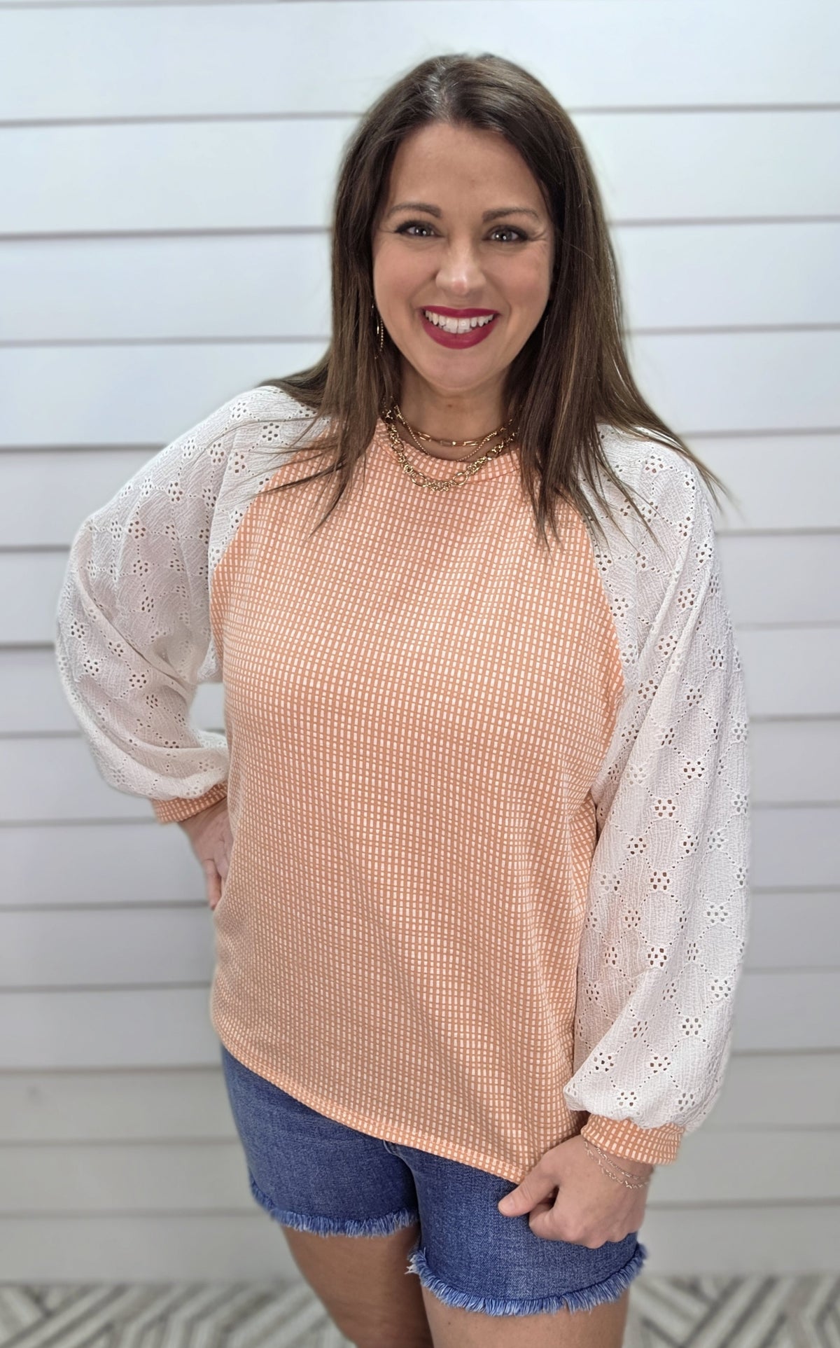 CORAL PRINTED KNIT TOP W/ CROCHET LACE SLEEVES