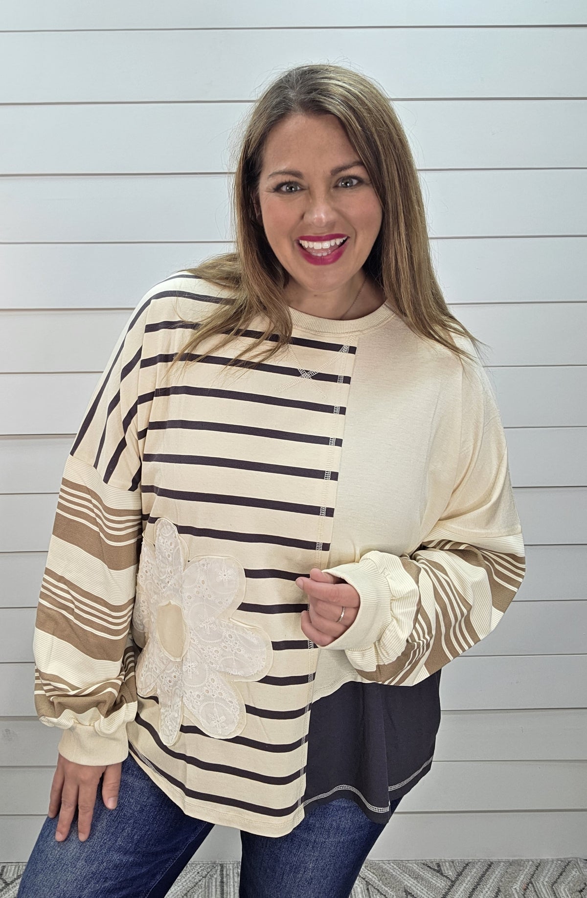 BROWN STRIPED CONTRAST KNIT TOP W/ CROCHET FLORAL DETAIL