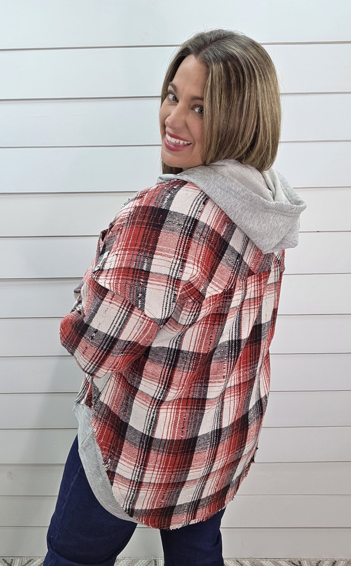 RED/BLACK PLAID BUTTON DOWN HOODED SHACKET