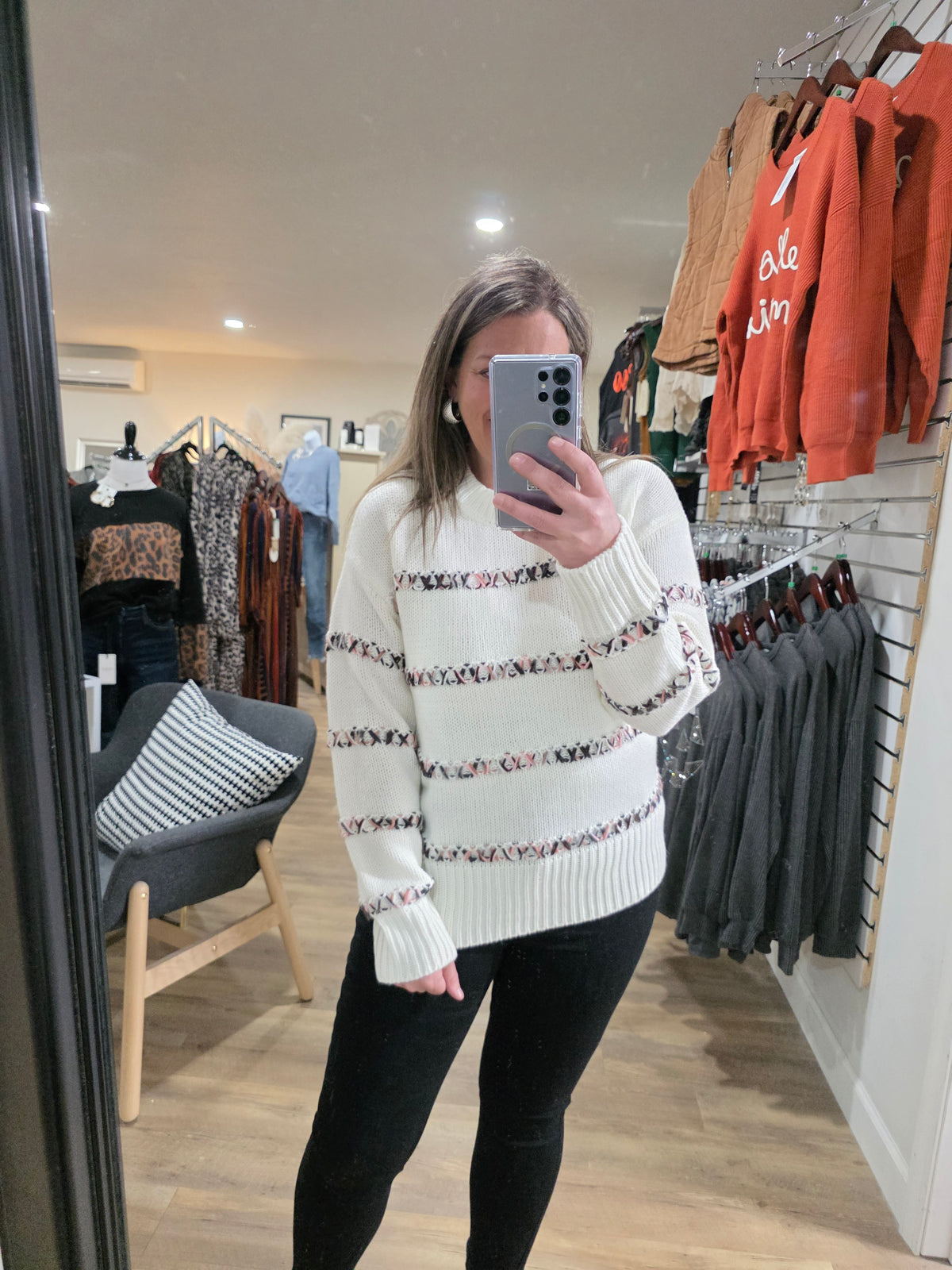 IVORY MULTI COLOR STITCH PULLOVER SWEATER