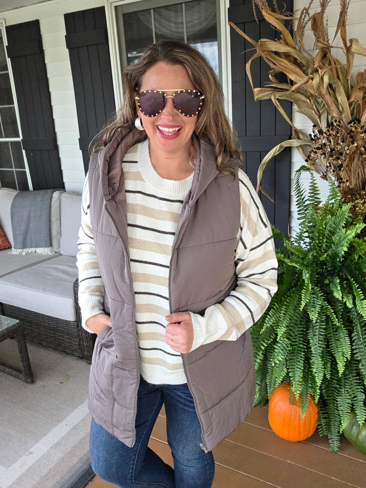 GUNMETAL HOODED PUFF VEST