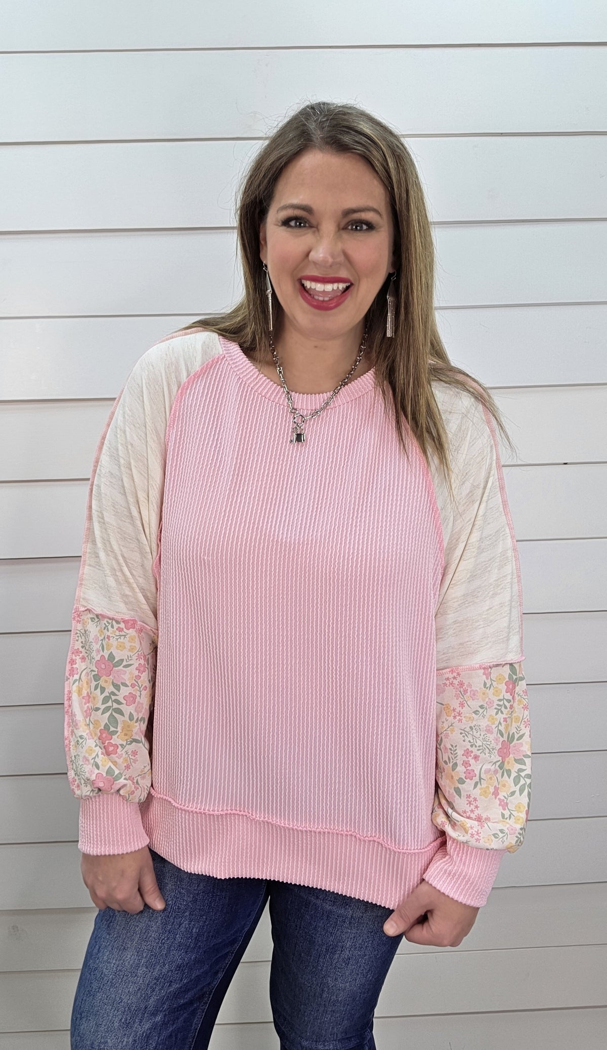 PINK RAISED RIBBED KNIT W/ FLORAL/STRIPED CONTRAST SLEEVE LOOSE FIT TOP