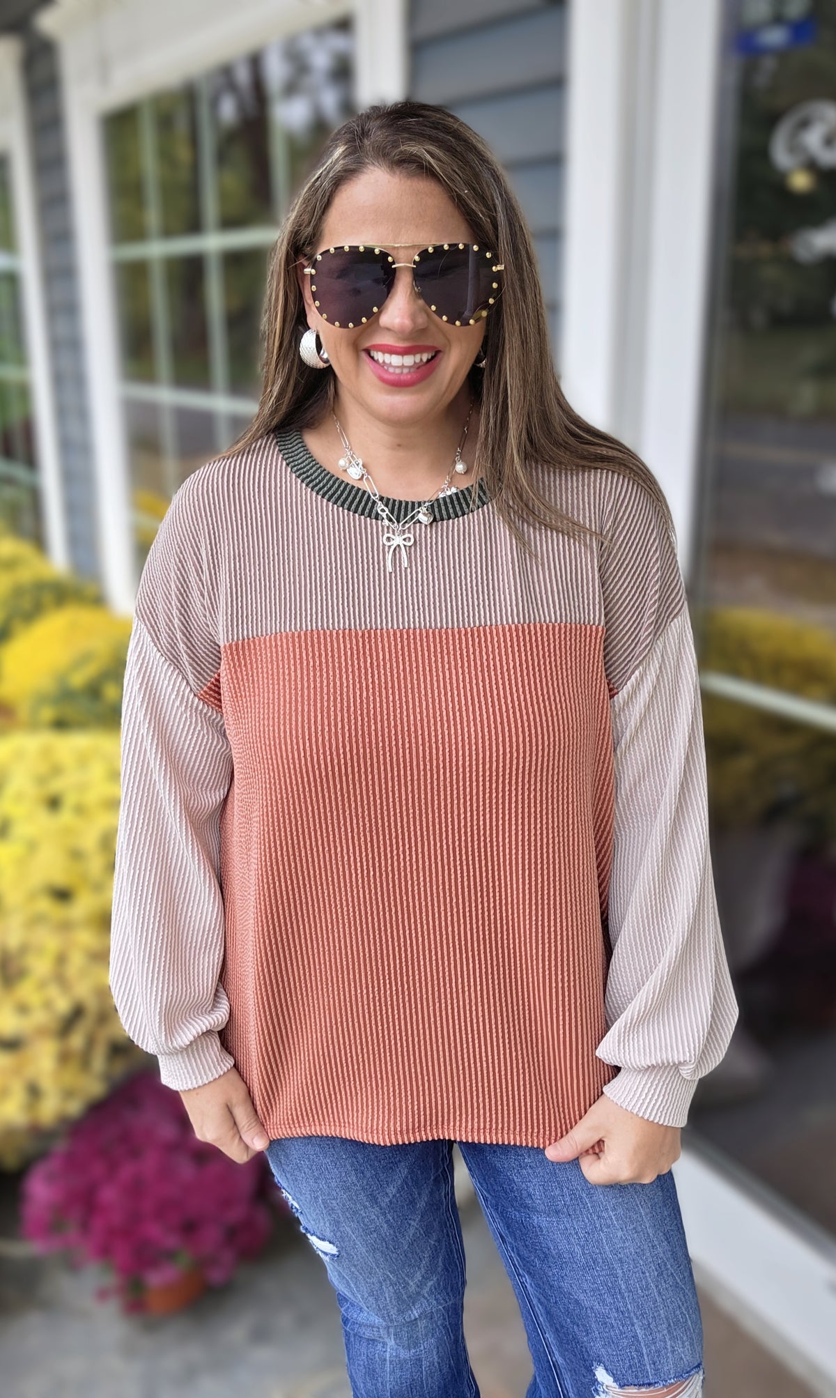 CINNAMON/MOCHA/TAUPE COLORBLOCK RIASED RIBBED KNIT TOP