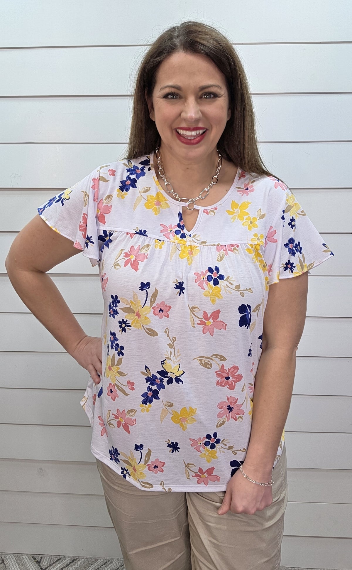 WHITE BLUE/YELLOW FLORAL KNIT TOP W/ KEYHOLE