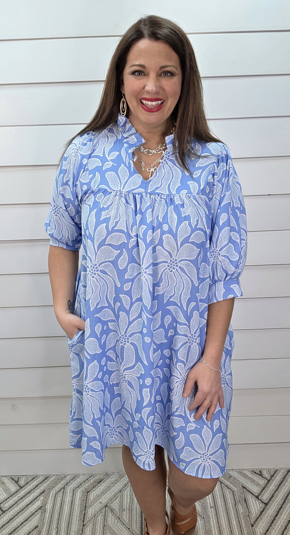 BLUE/WHITE FLORAL PRINT KNEE LENGTH DRESS