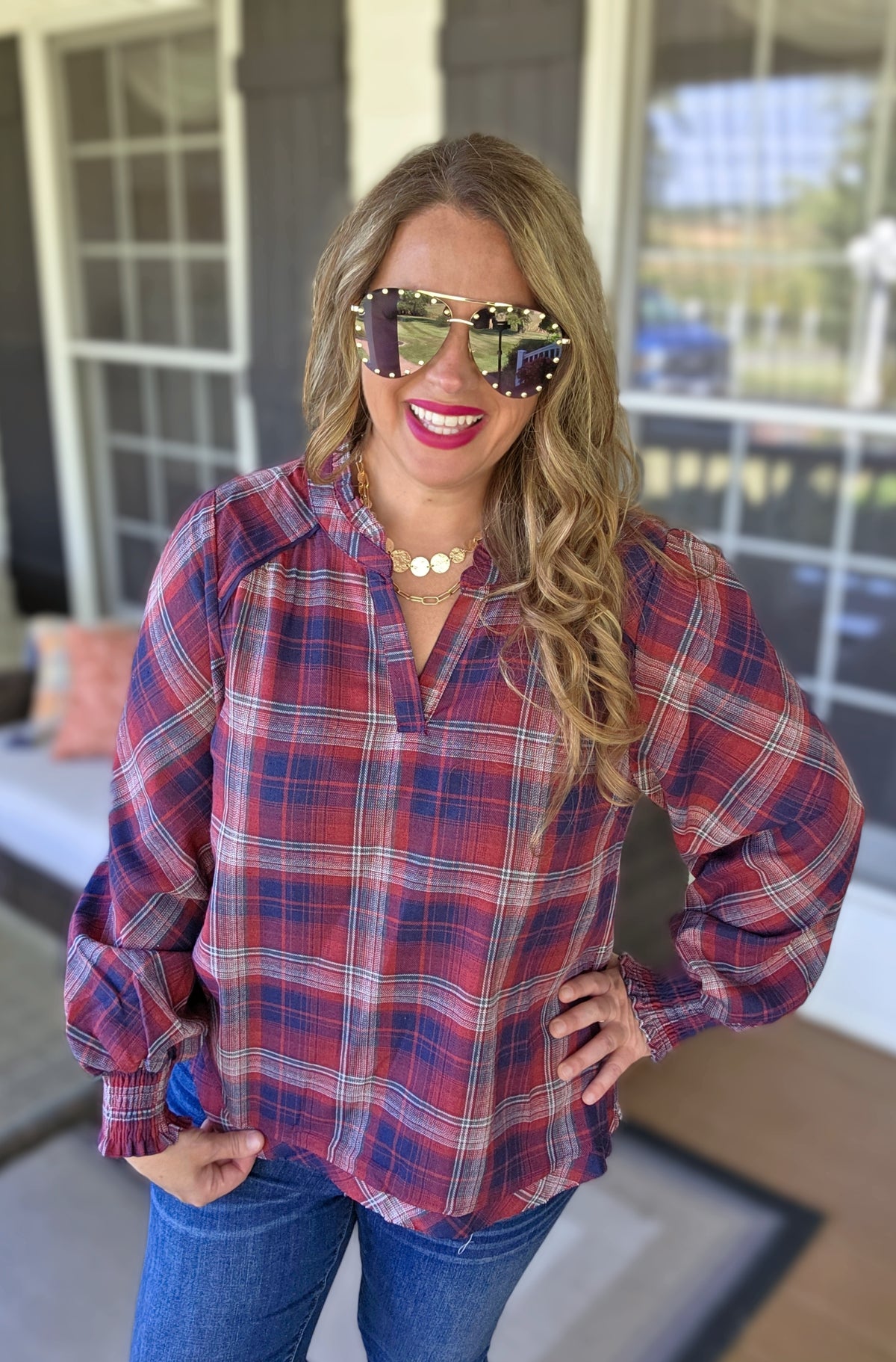RED/NAVY PLAID V NEK SMOCKED SLEEVE TOP