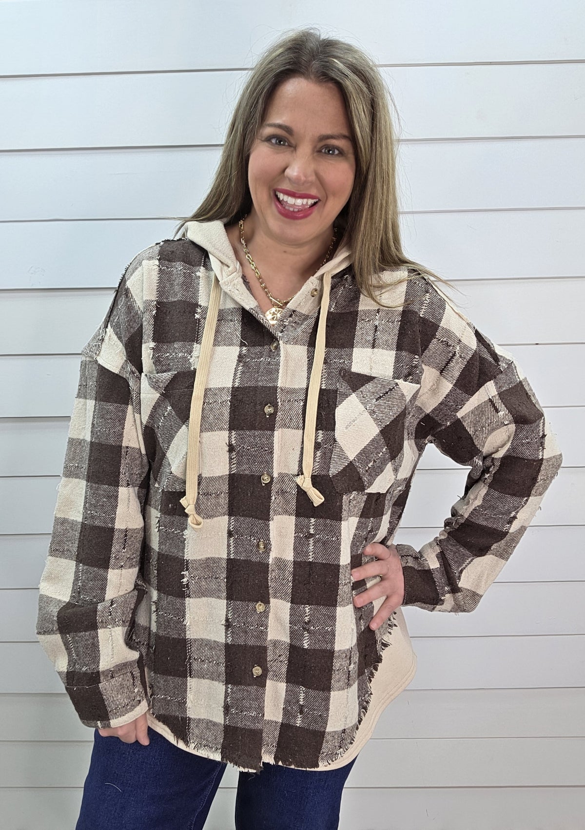 CHOCOLATE/CREAM PLAID BUTTON DOWN HOODED SHACKET