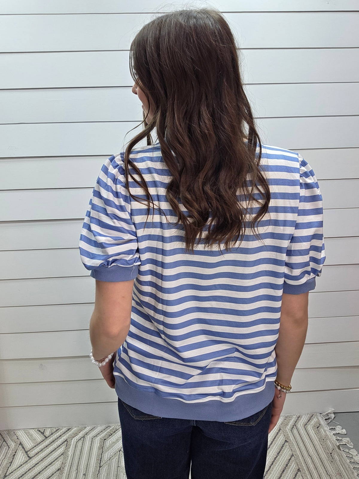 BLUE/WHITE STRIPED KNIT TOP W/ PUFF SLEEVE