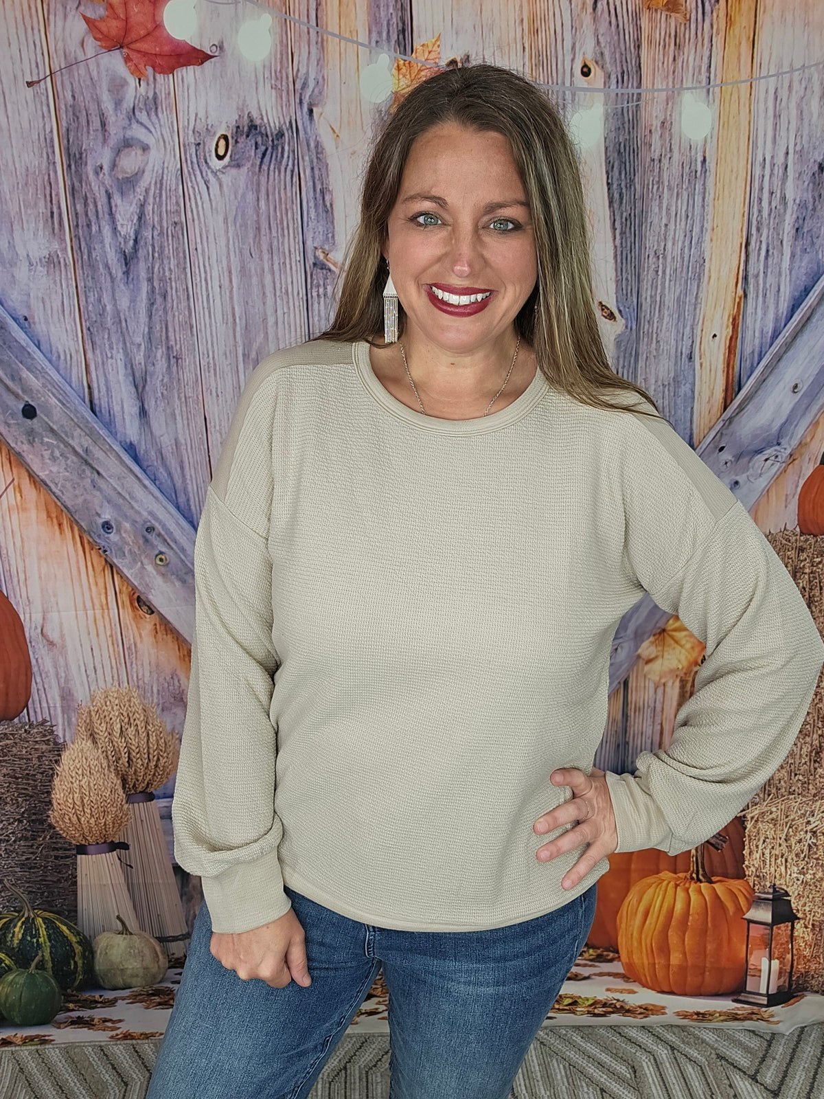 TAUPE CREW NECK FRENCH TERRY TEXTURED TOP