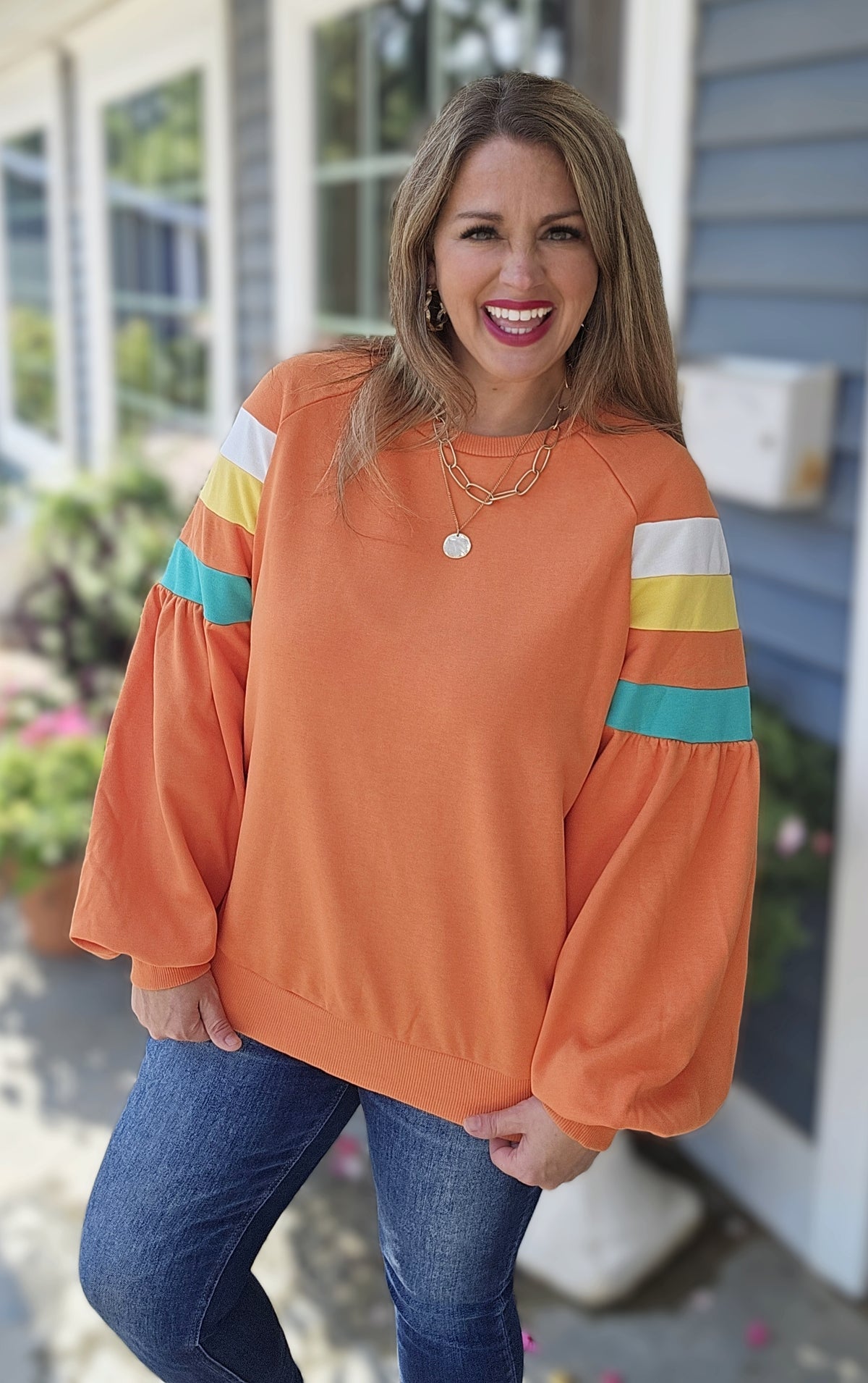 ORANGE COLORBLOCK SLEEVE PULLOVER