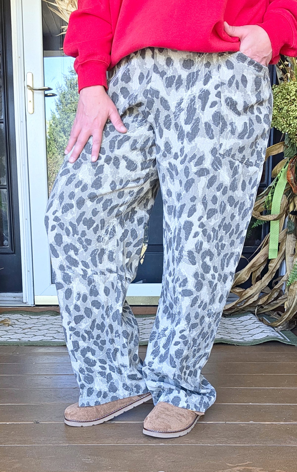 LEOPARD WIDE LEG ELASTIC WASIT PANTS