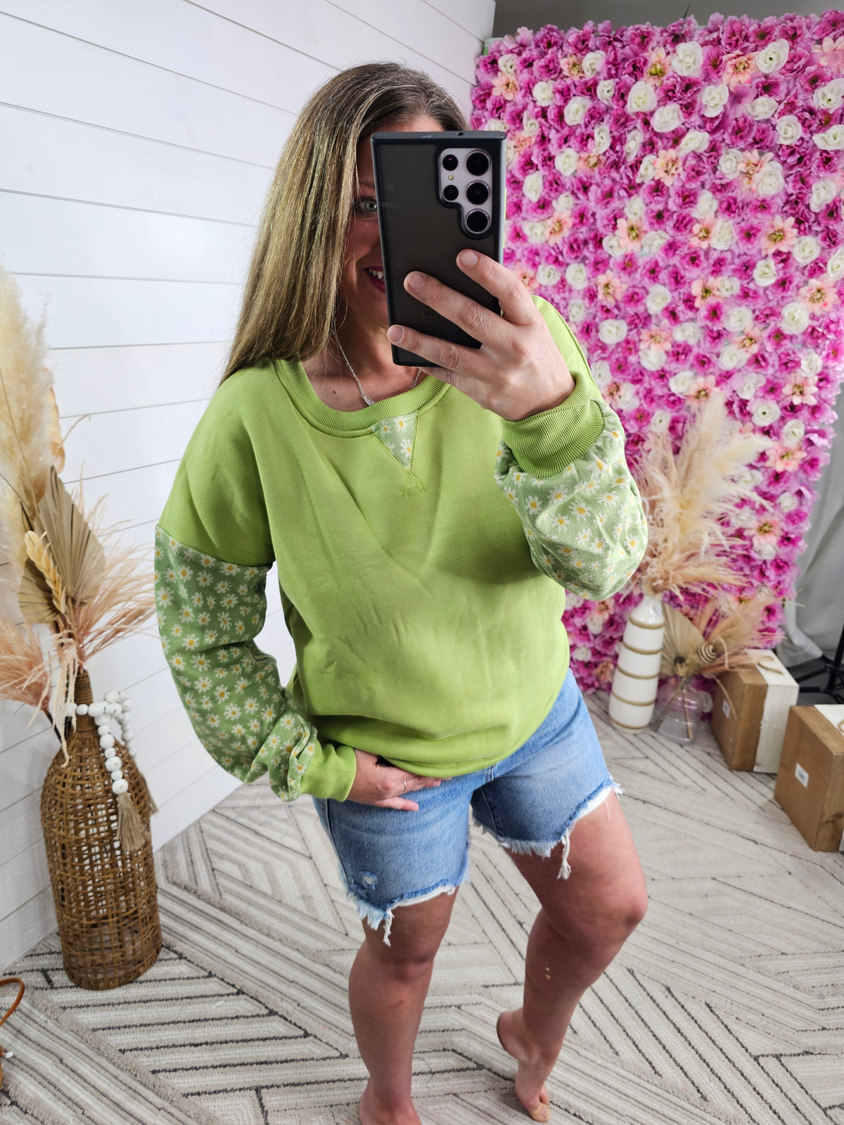 GREEN/FLORAL CONTRAST PULLOVER INNER BRUSHED TOP