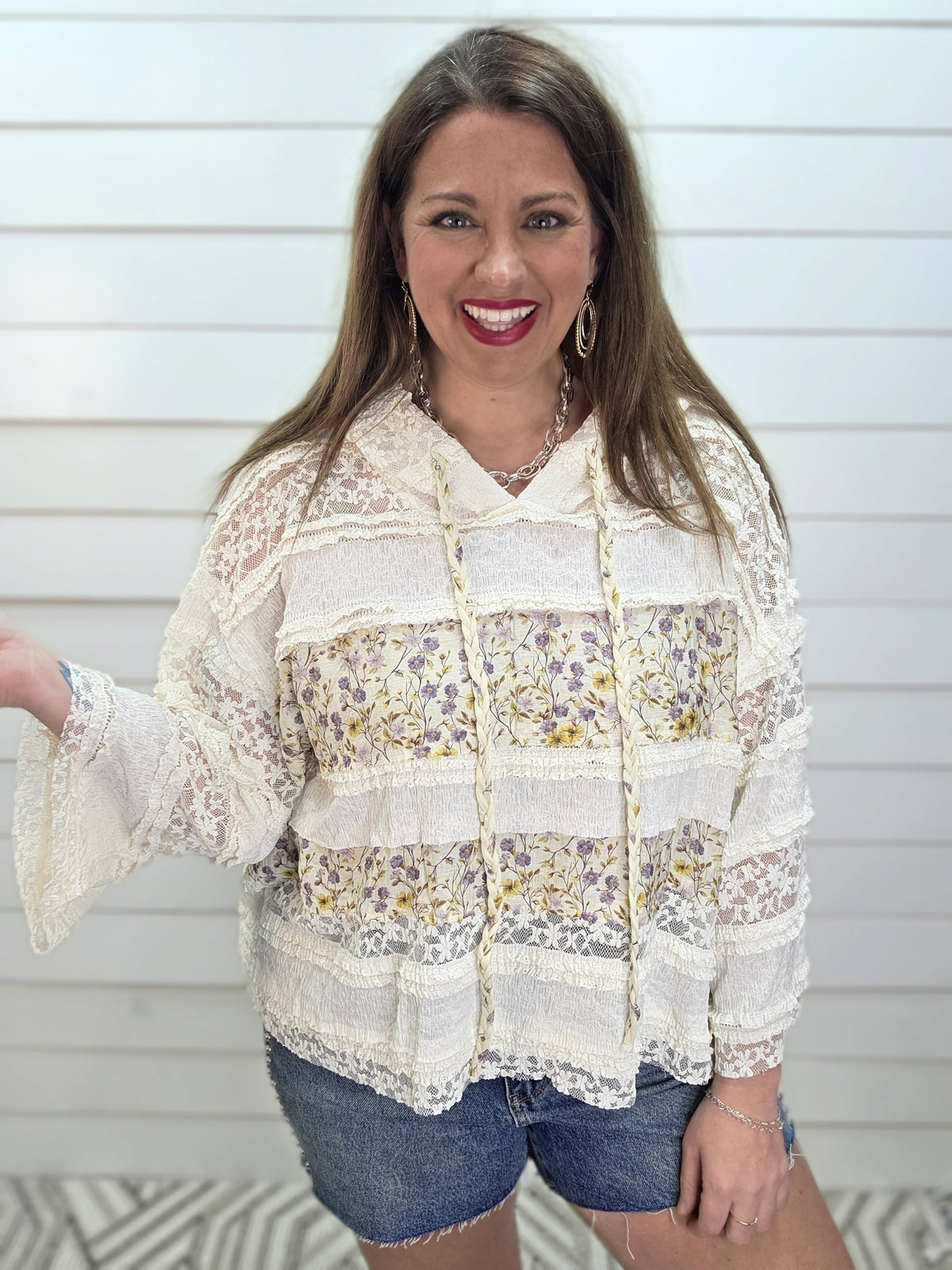 POL FLORAL/CREAM LACE COLORBLOCK LIGHT WEIGHT HOODED TOP