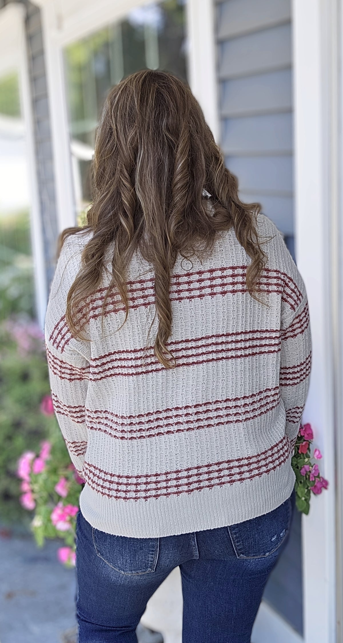 CREAM/BRICK STRIPED TEXTURED PULLOVER SWEATER