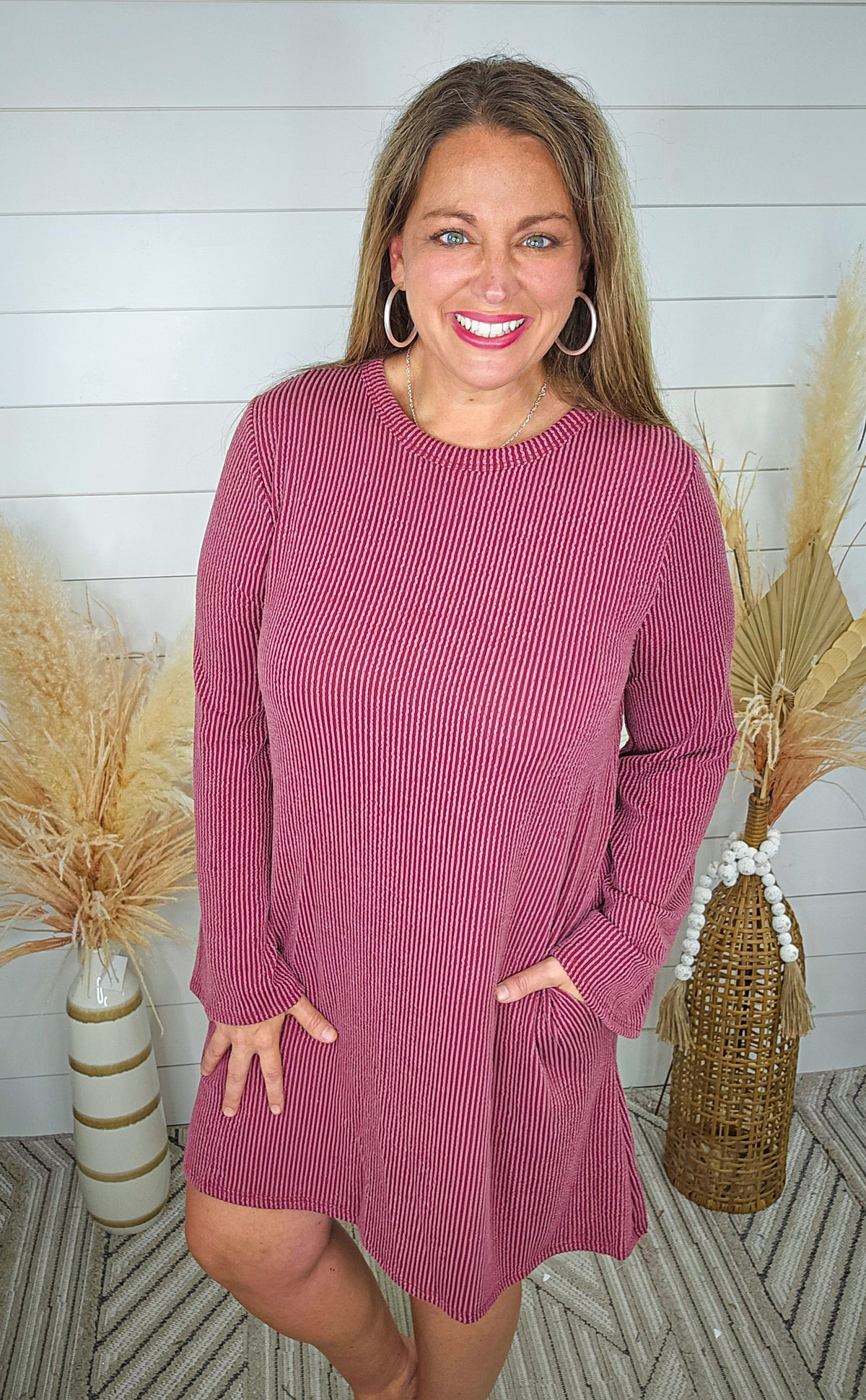 BURGUNDY RAISED RIBBED LONG SLEEVE DRESS