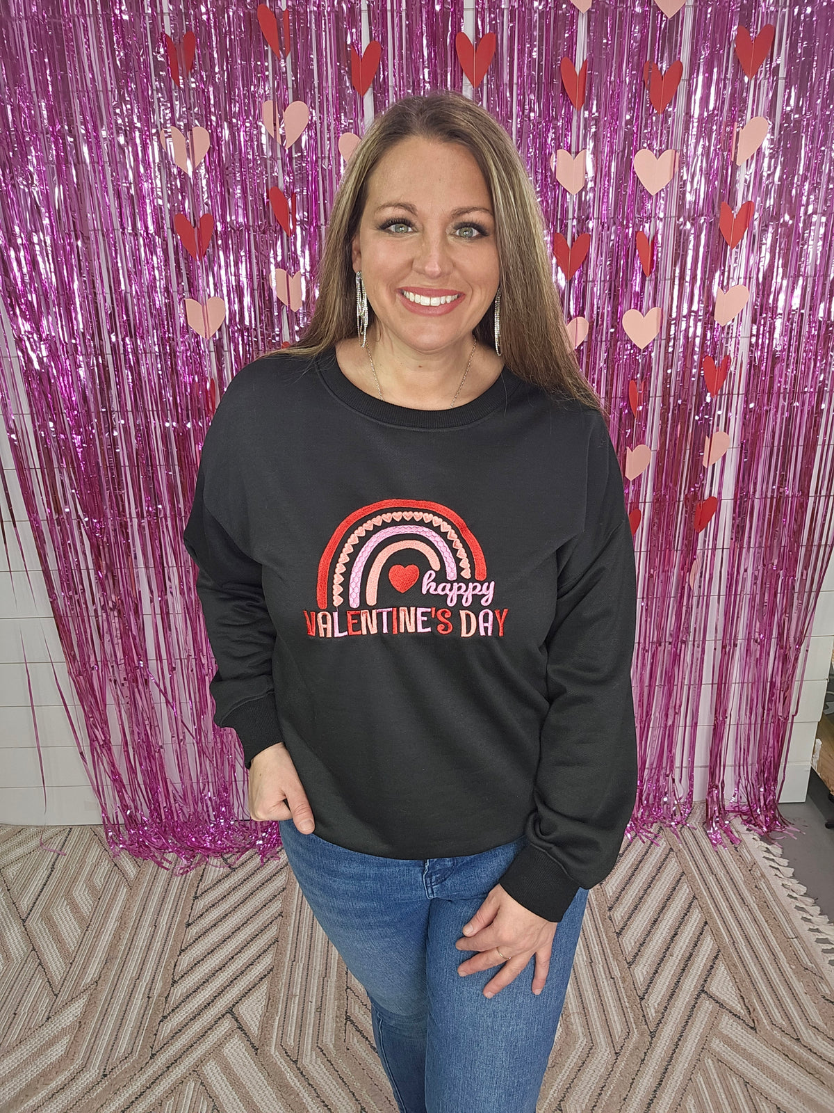 BLACK HAPPY VALENTINE'S DAY EMBROIDERED SWEATSHIRT