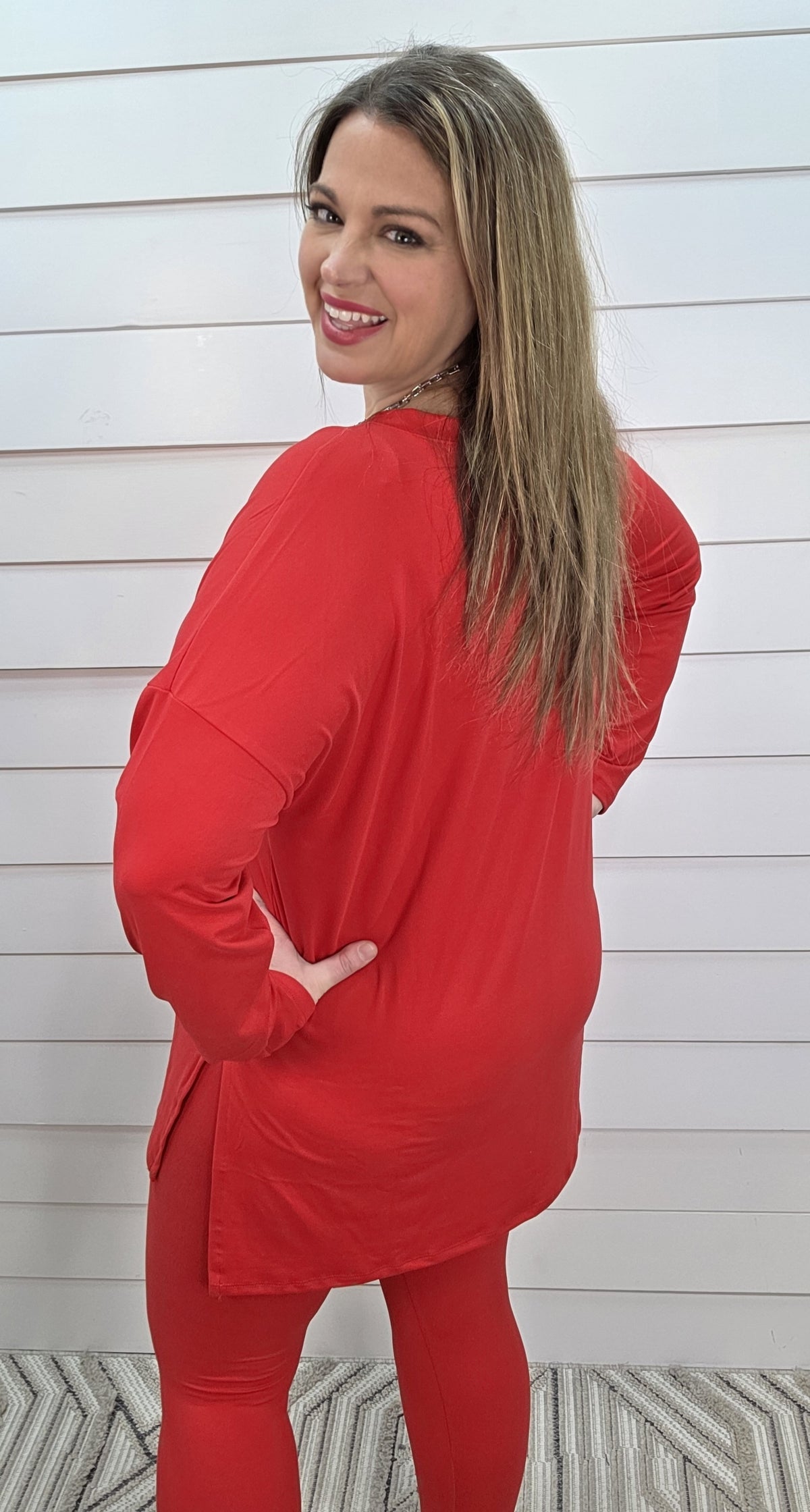 BUTTER LEGGINGS V NECK SET - RED