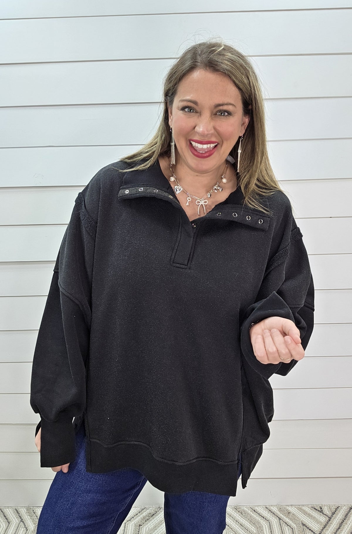 BLACK MINERAL WASH SNAP QUARTER OVERSIZED PULLOVER