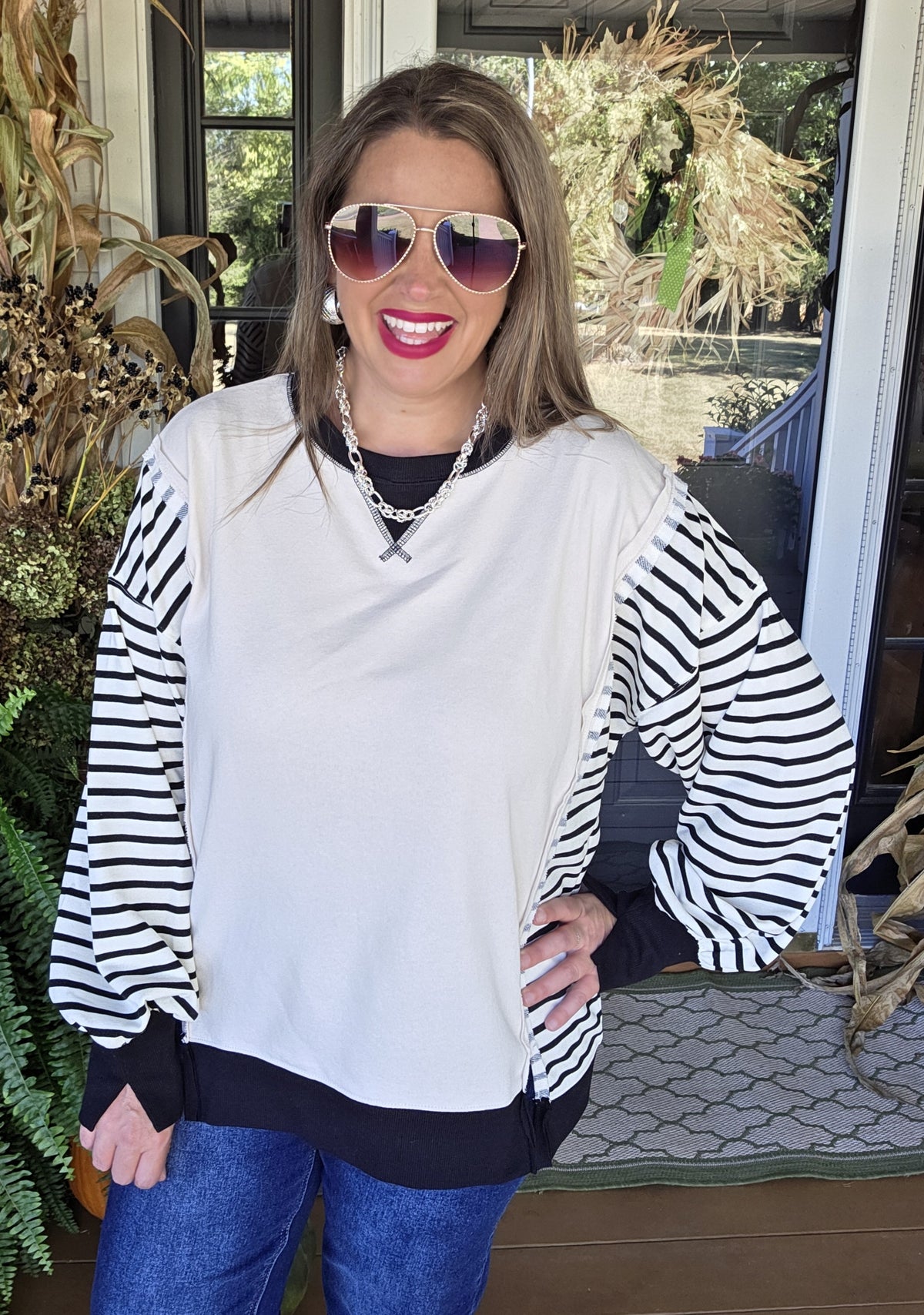 CREAM/BLACK STRIPED CONTRAST FRENCH TERRY PULLOVER