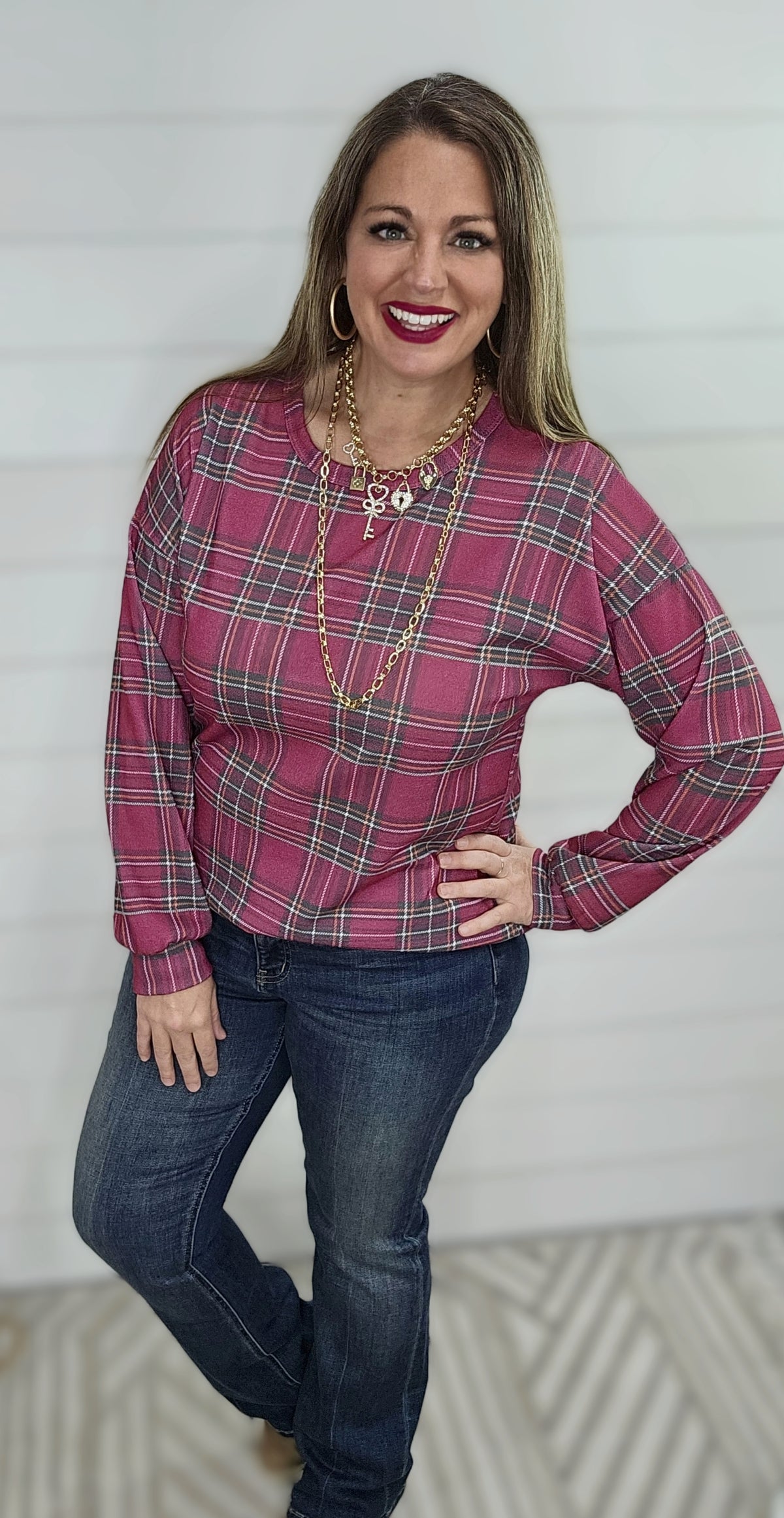 MAGENTA PLAID KNIT TOP