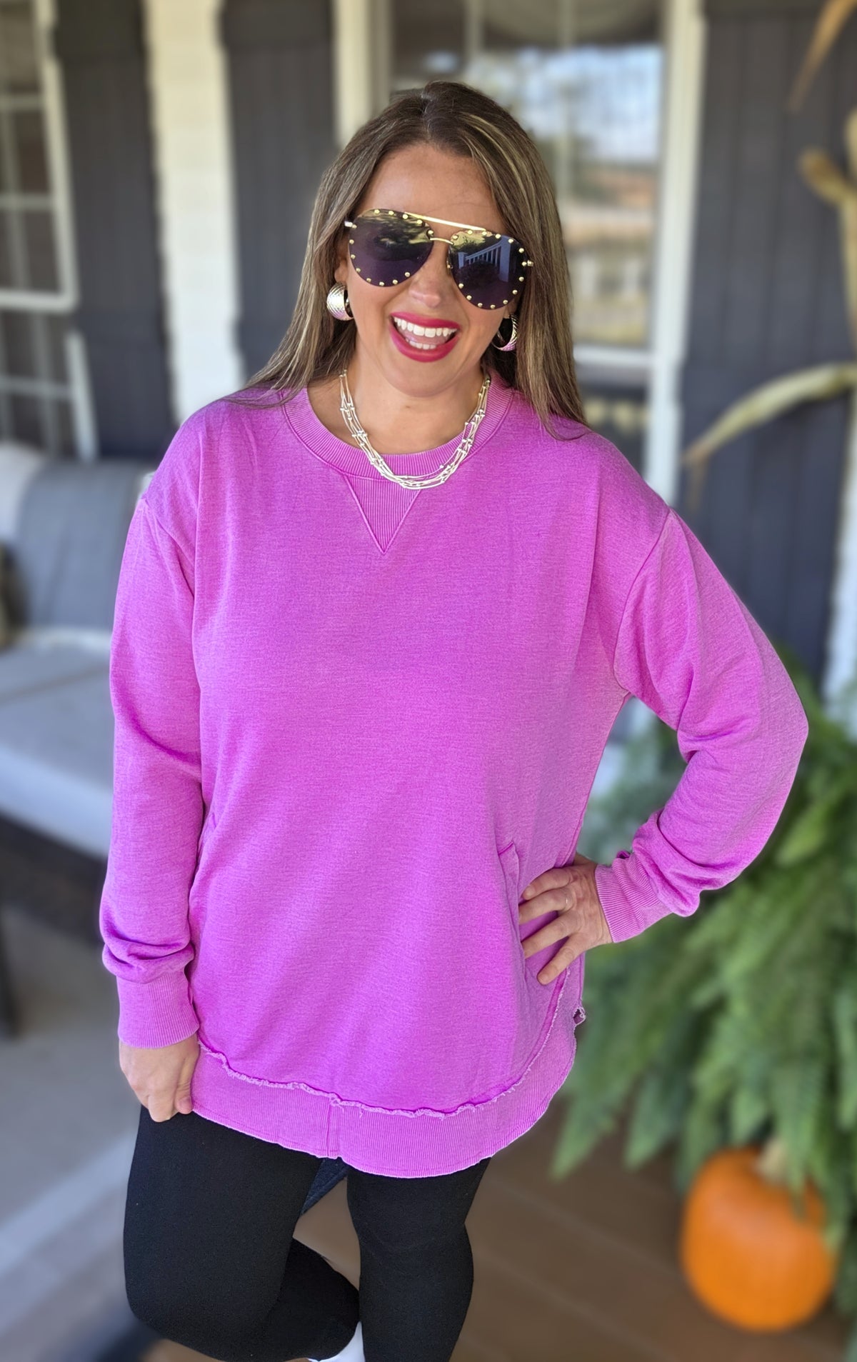 MAGENTA PURPLE CURVED HEM PULLOVER W/ POCKETS