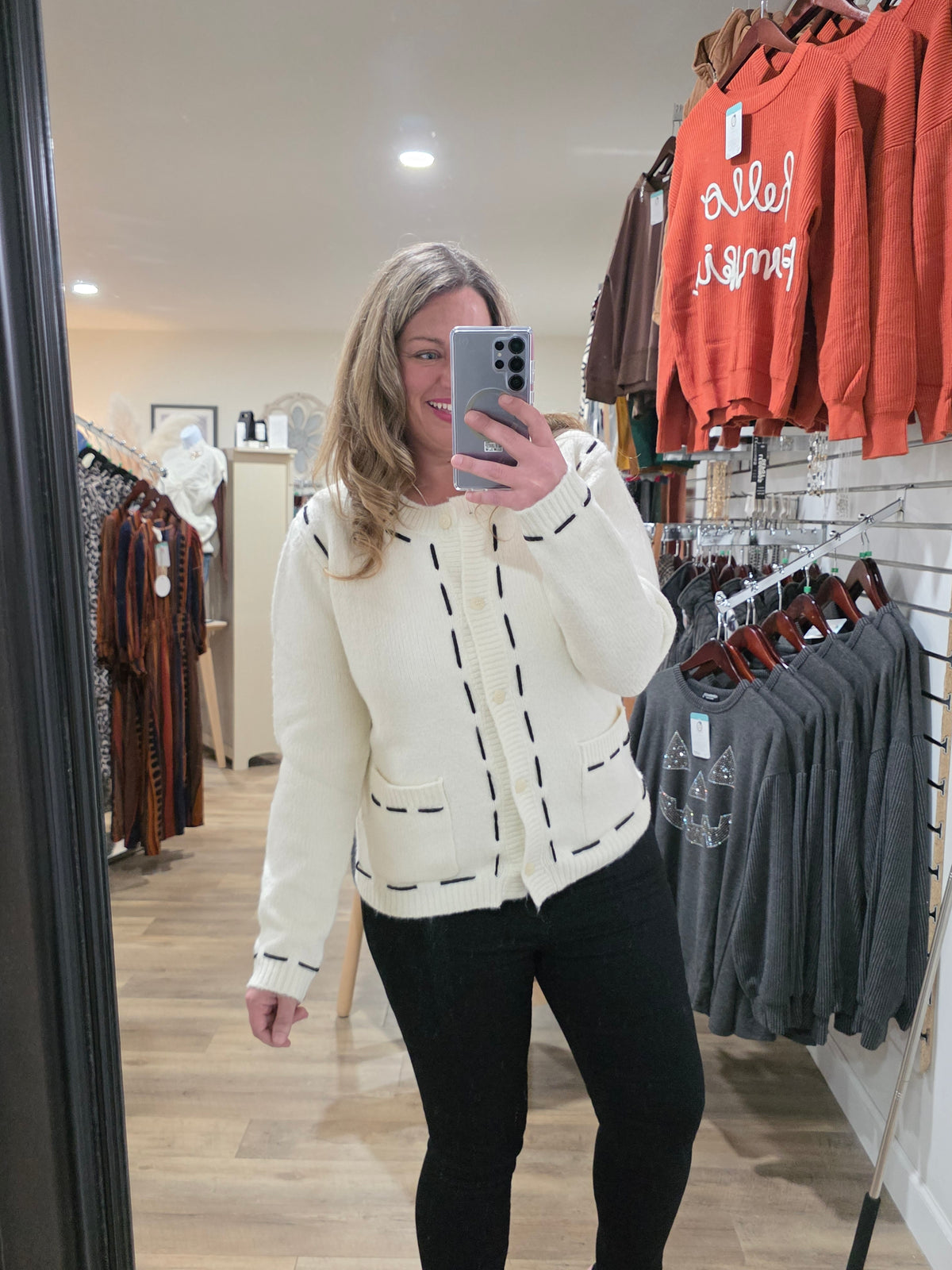 WHITE/BLACK STITCH BUTTON UP SWEATER CARDIGAN