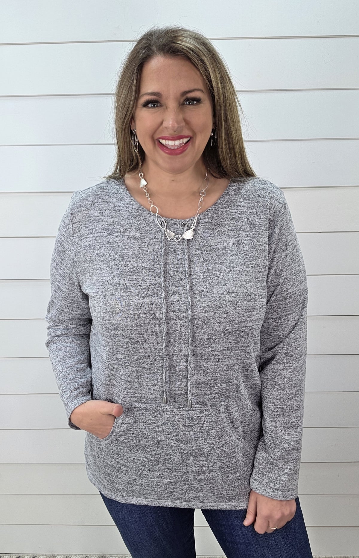 HEATHER GREY KNIT CREW NECK TOP W/ KANGROO POCKET