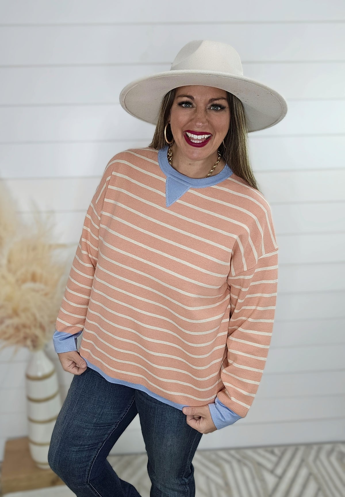 SALMON/BLUE STRIPED CREW NECK PULLOVER