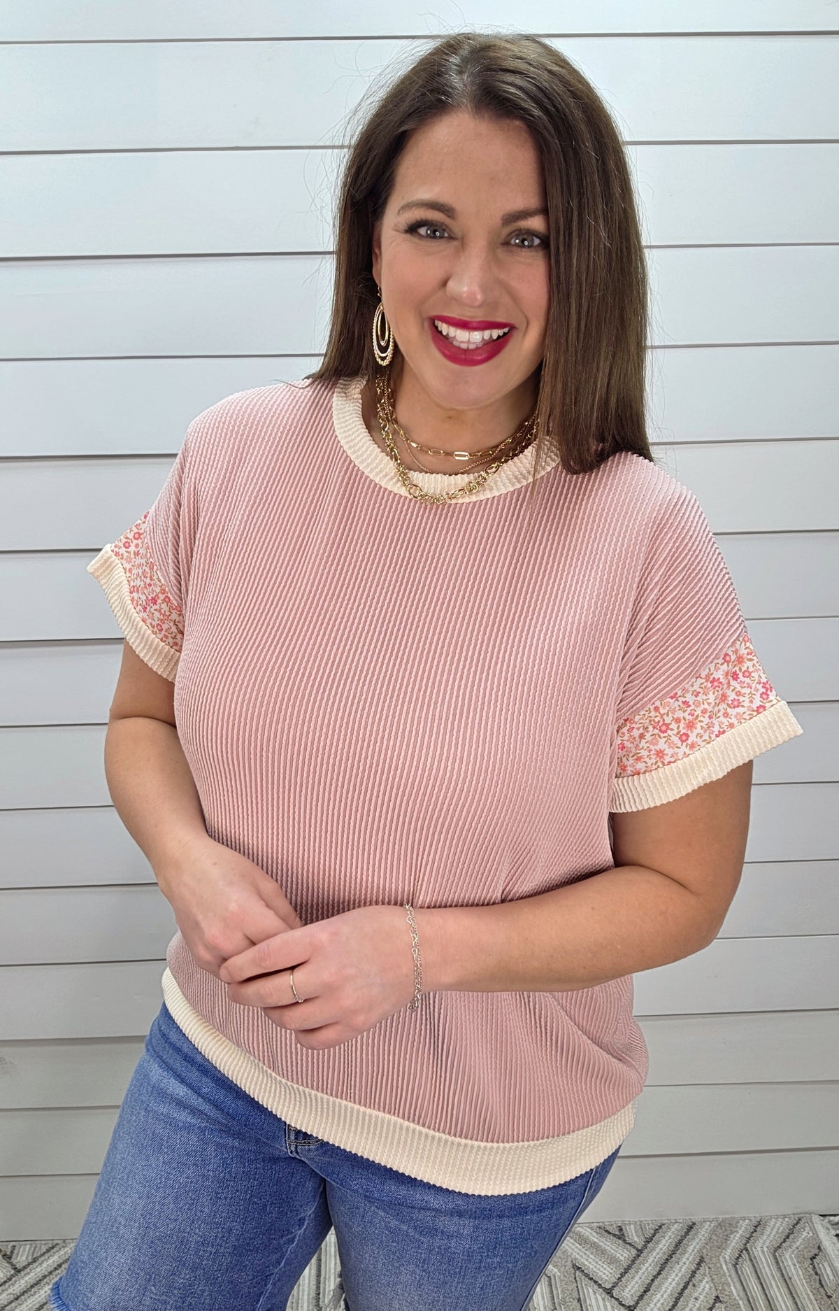 MAUVE RAISED RIBBED KNIT TOP W/ FLORAL TRIM