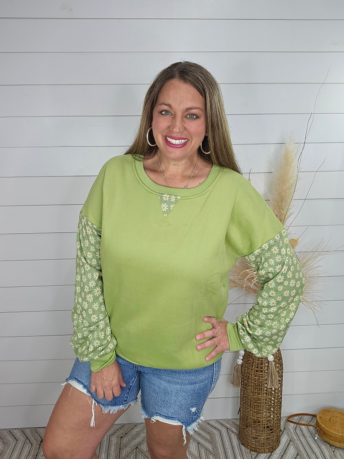 GREEN/FLORAL CONTRAST PULLOVER INNER BRUSHED TOP