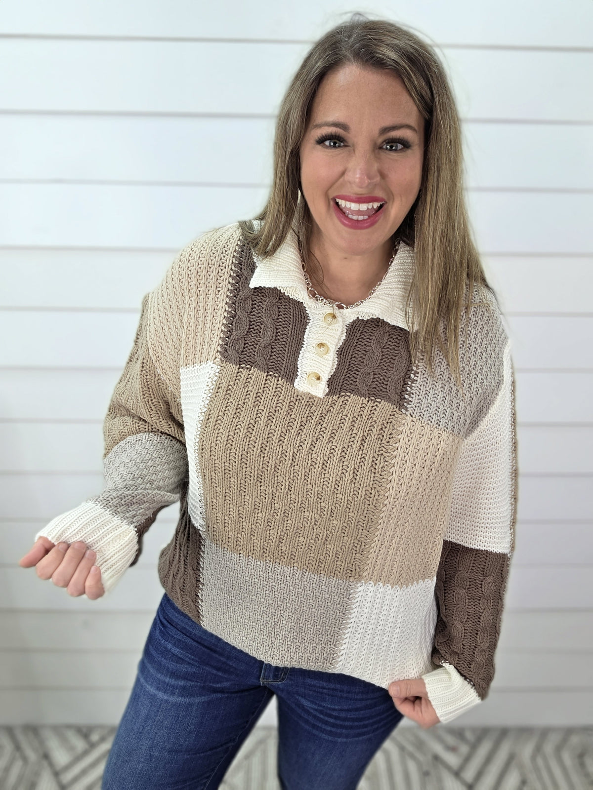 NATURAL/BROWN BLOCK BUTTON TRIM SWEATER