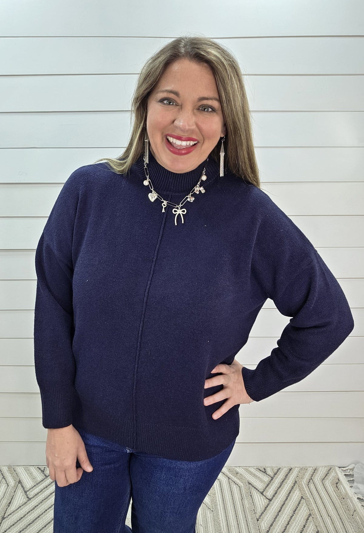 NAVY MOCK NECK CENTER SEAM SWEATER