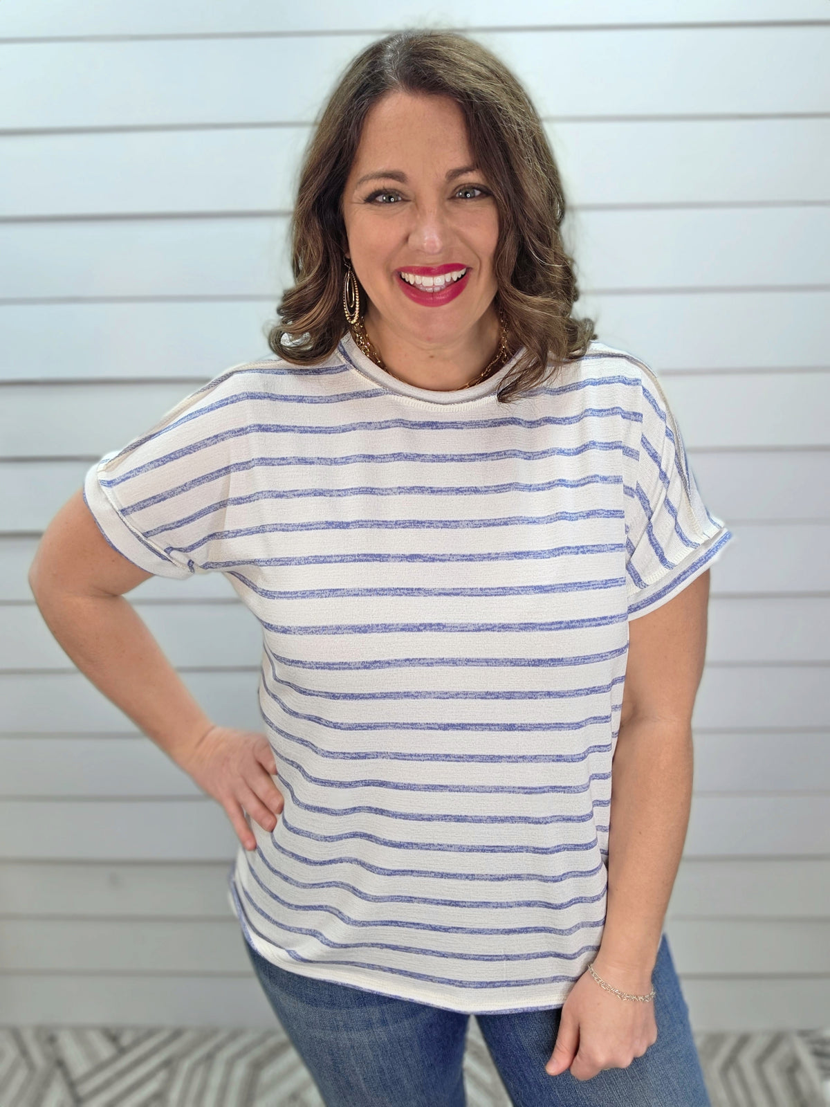 BLUE STRIPED KNIT SHORT SLEEVE TOP