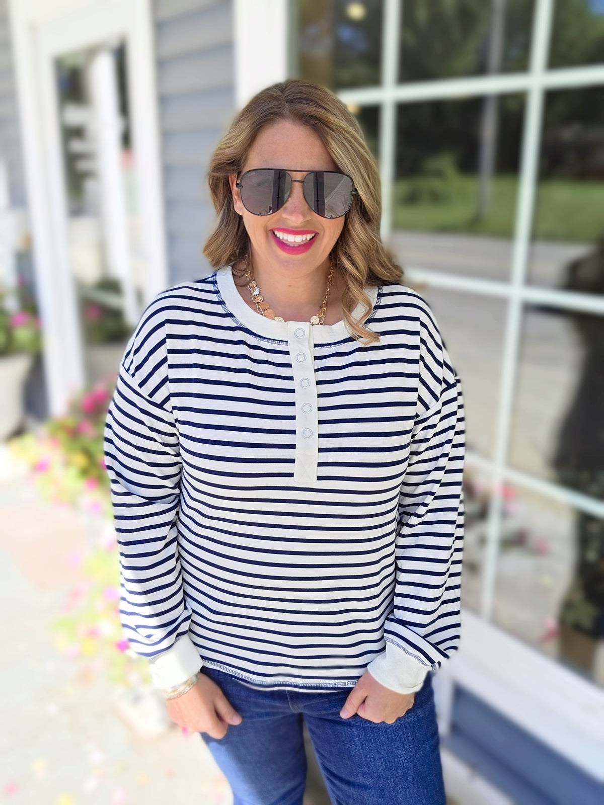 NAVY/CREAM STRIPED SNAP BUTTON HENLEY TOP