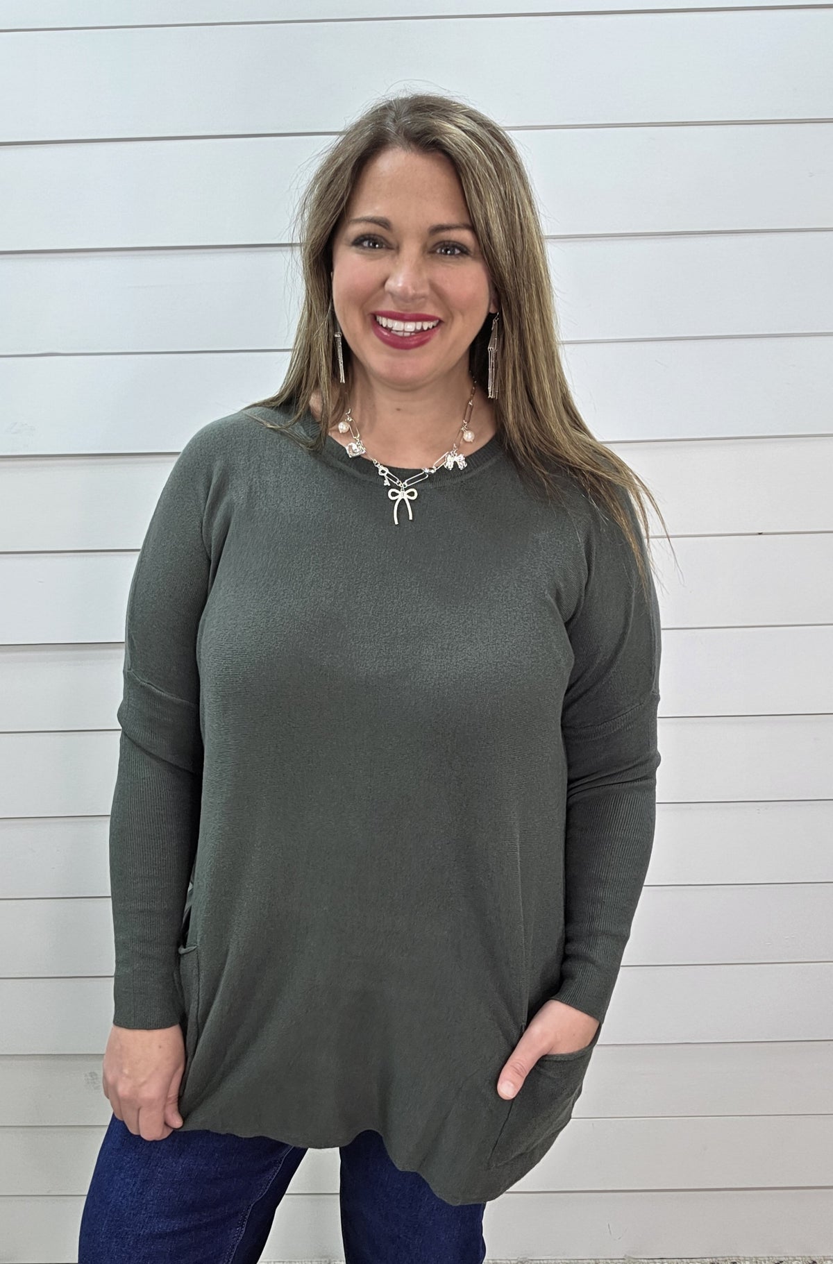 PINE OVERSIZED TWO POCKET SWEATER