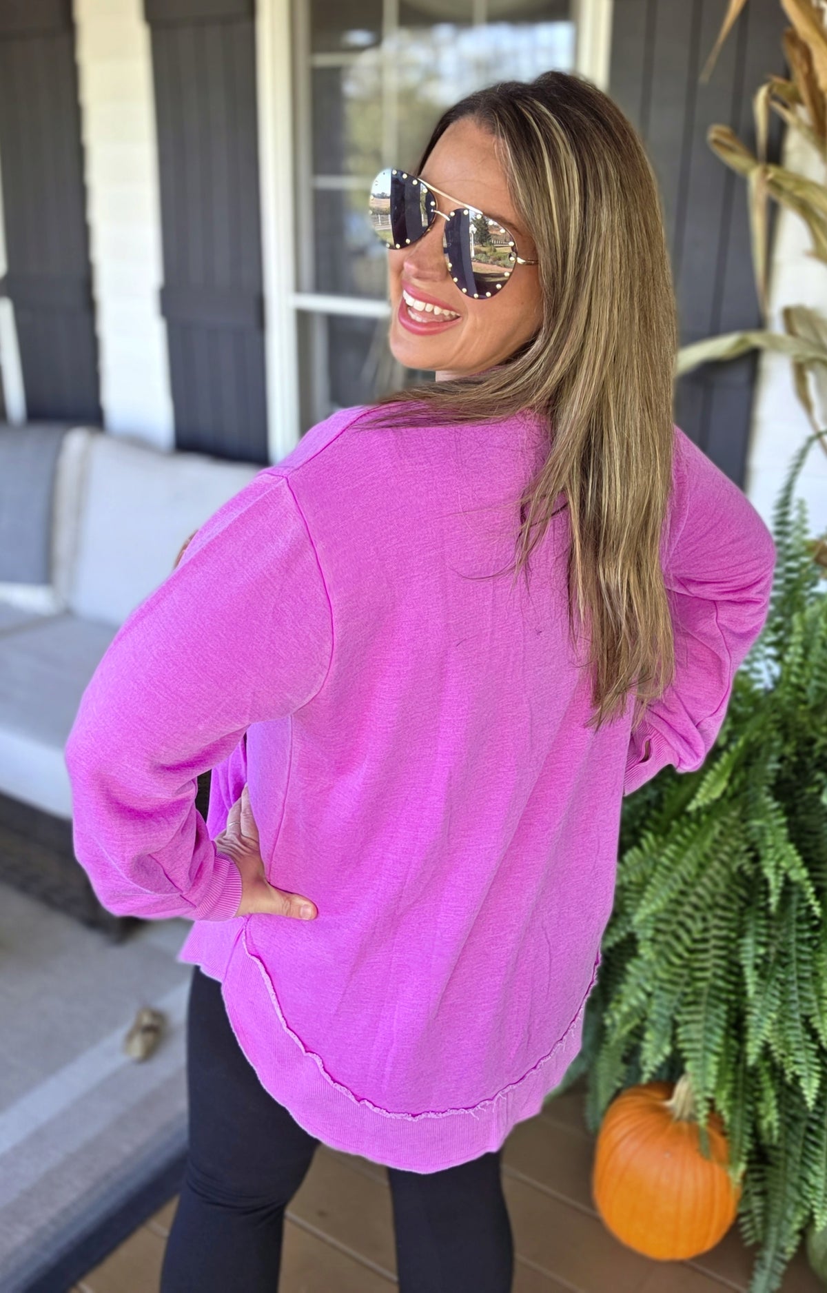 MAGENTA PURPLE CURVED HEM PULLOVER W/ POCKETS