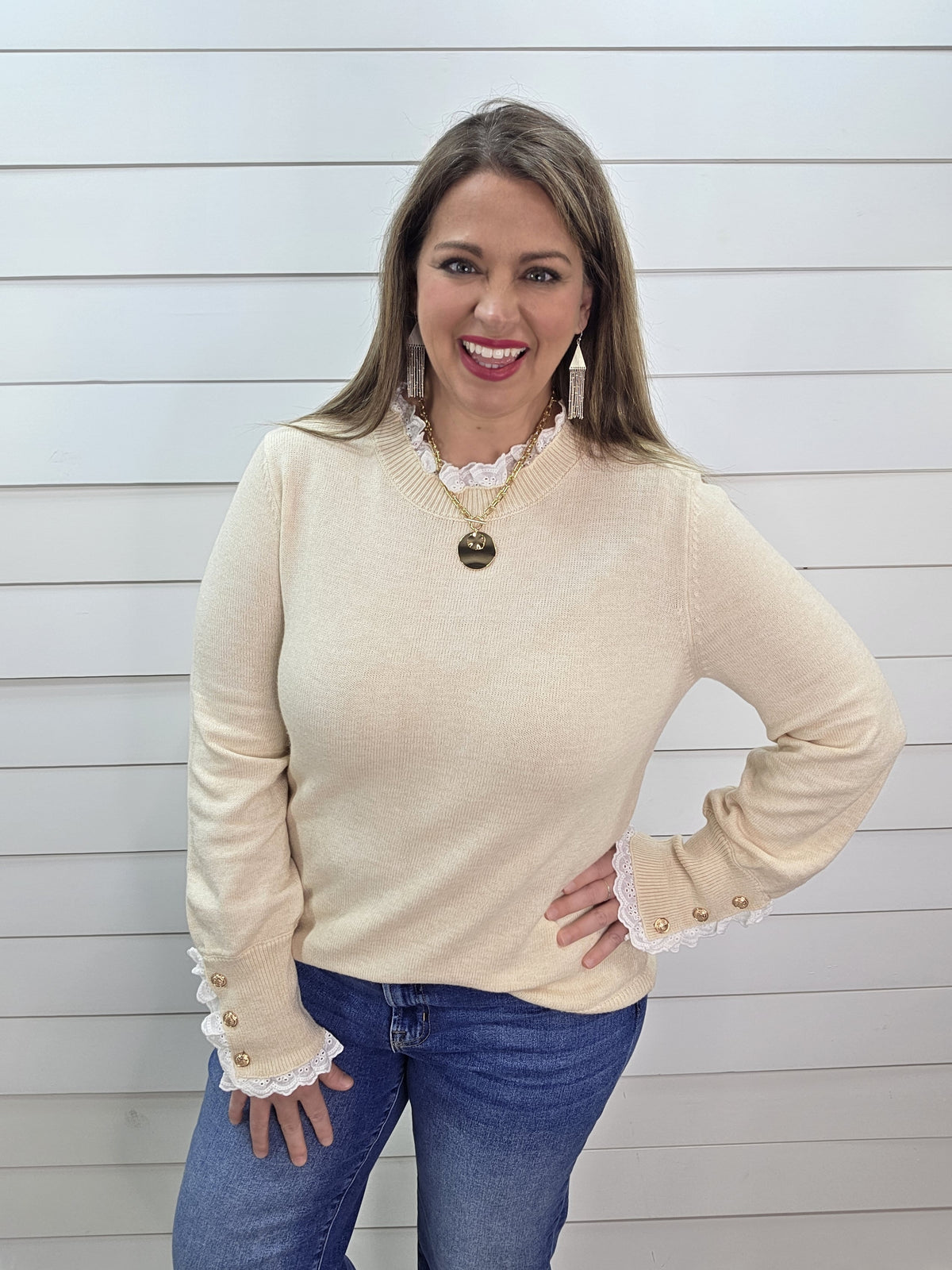 CREAM LACE TRIM SOFT PULLOVER SWEATER