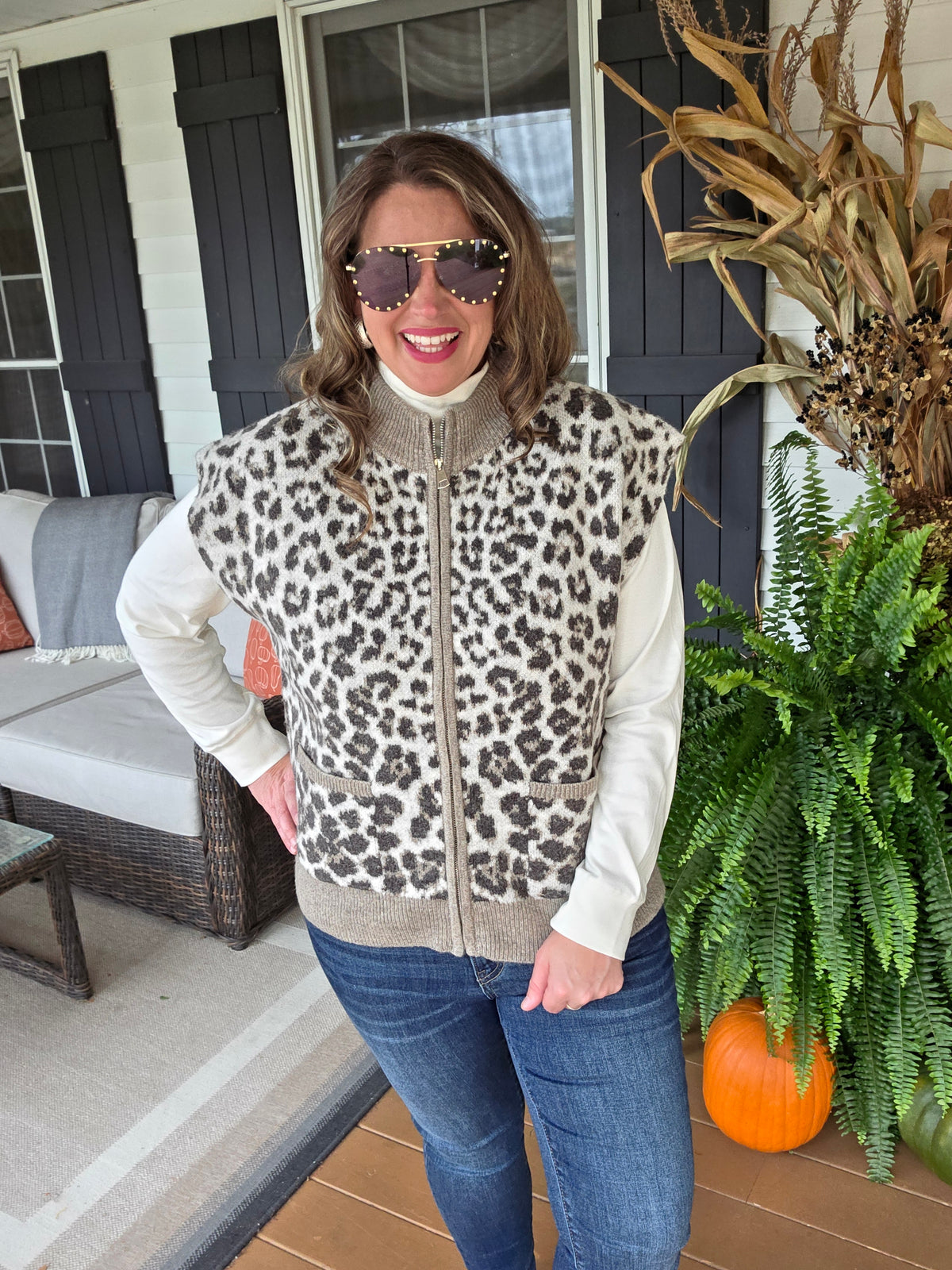 MOCHA LEOPARD ZIP UP SWEATER VEST