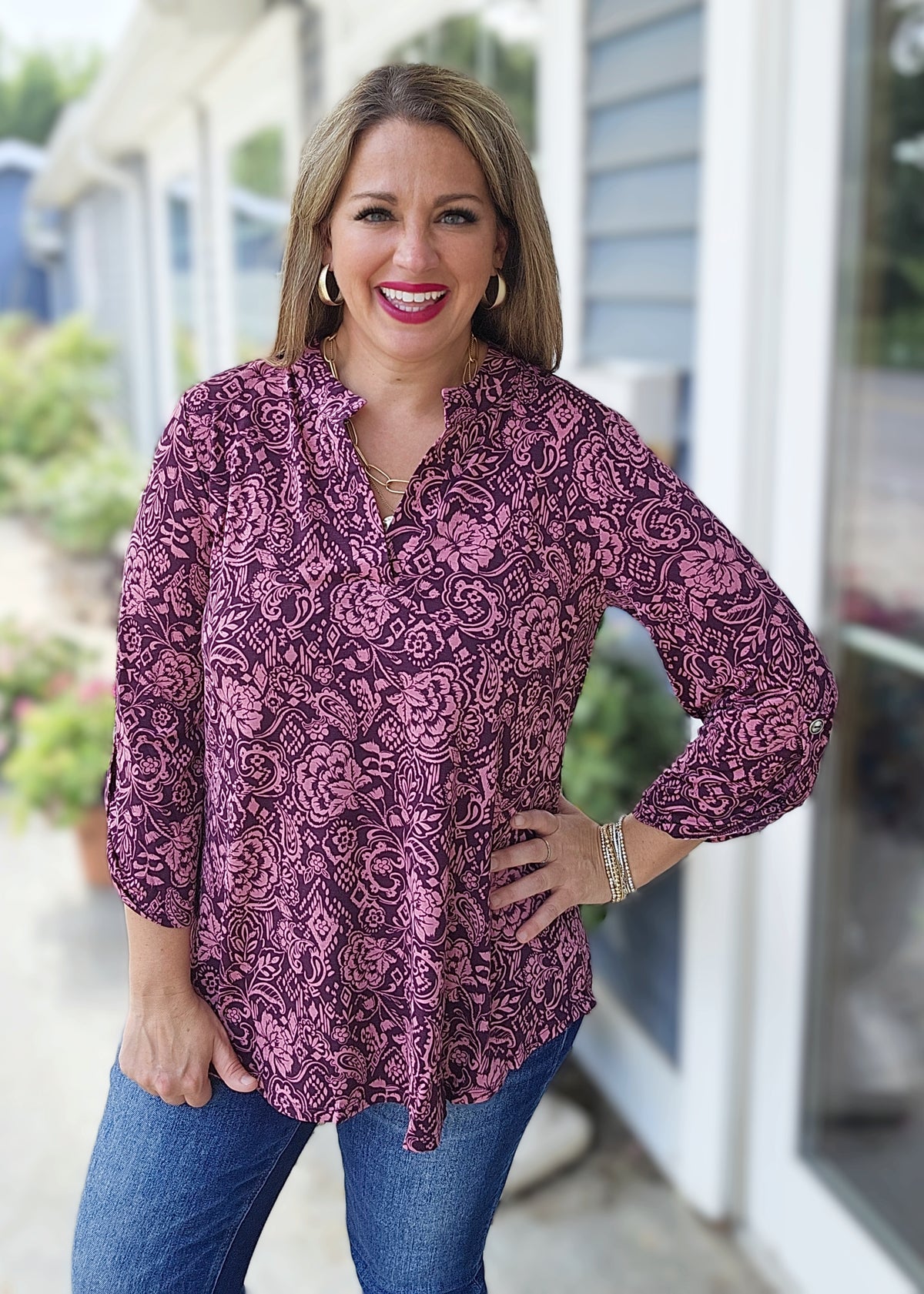 DEAR SCARLETT MAROON FLORAL LIZZY TOP