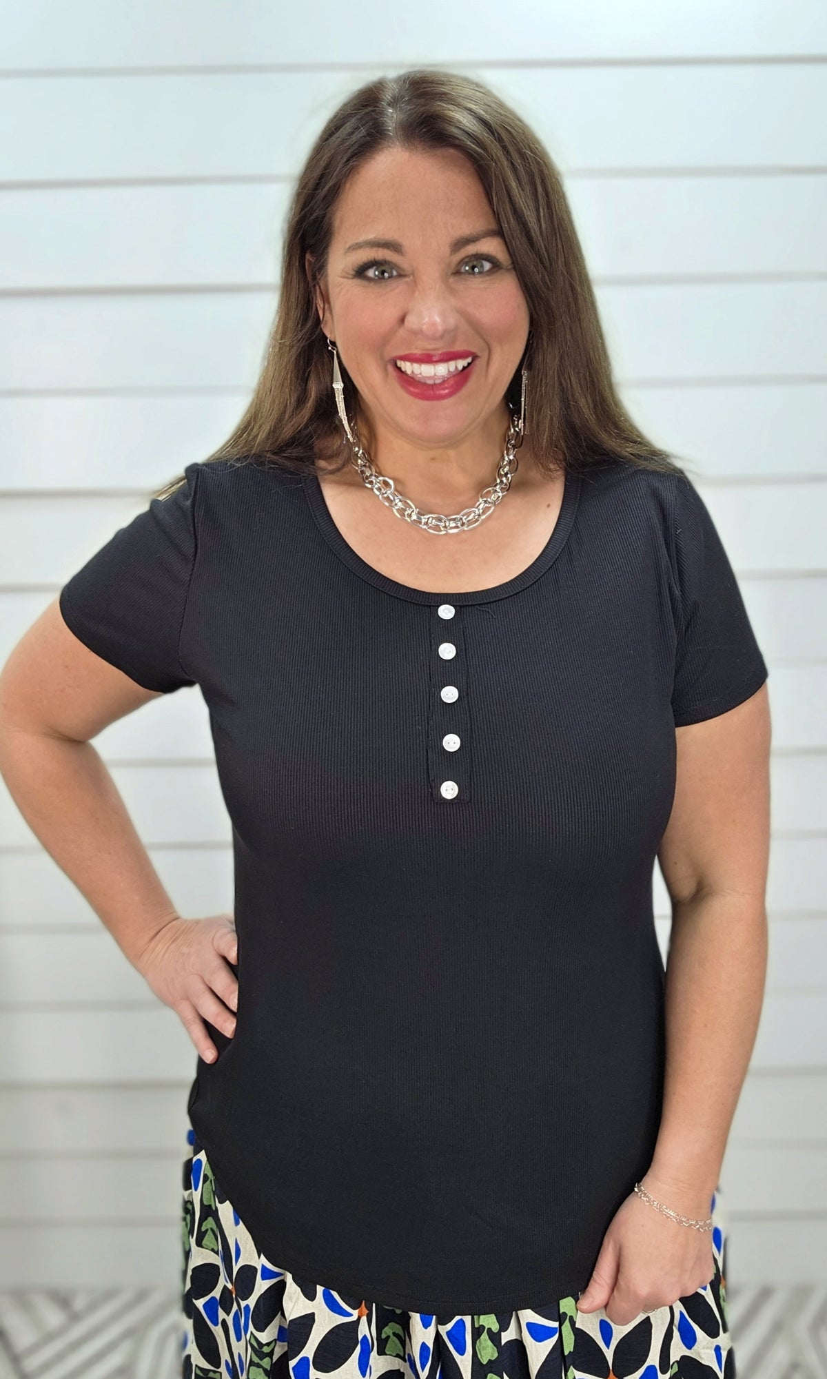 BLACK RIBBED FAUX BUTTON KNIT TOP