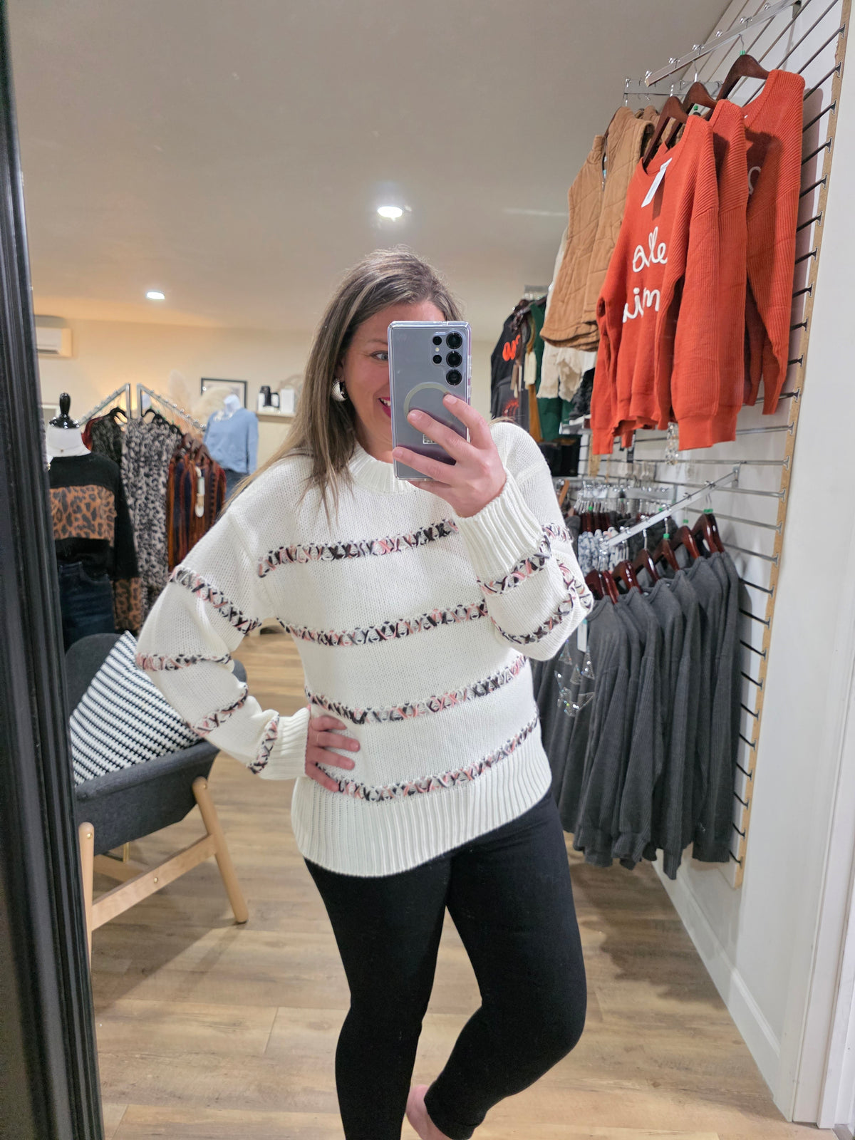 IVORY MULTI COLOR STITCH PULLOVER SWEATER