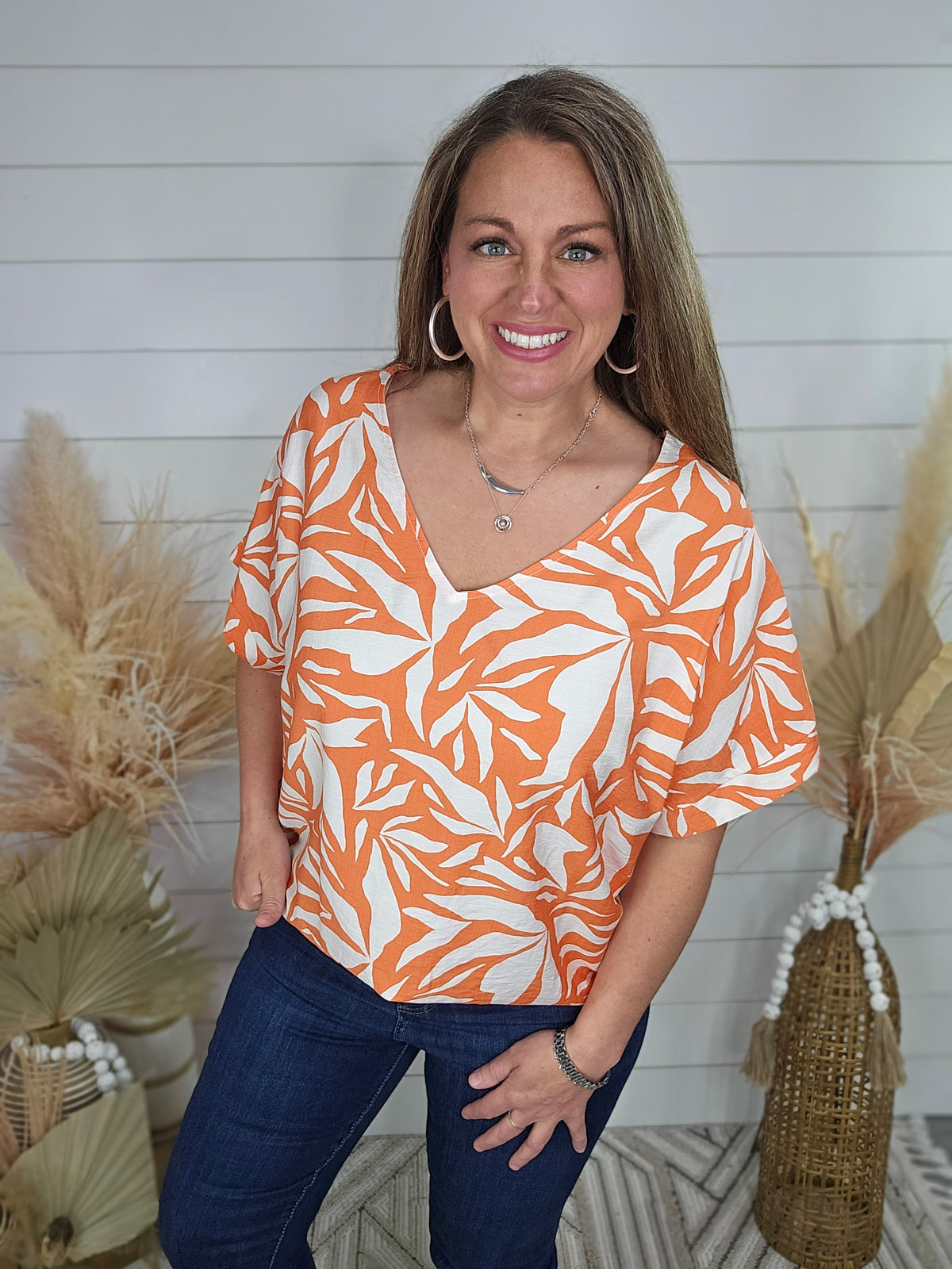 ORANGE OVERSIZED GEOMETRIC V NECK