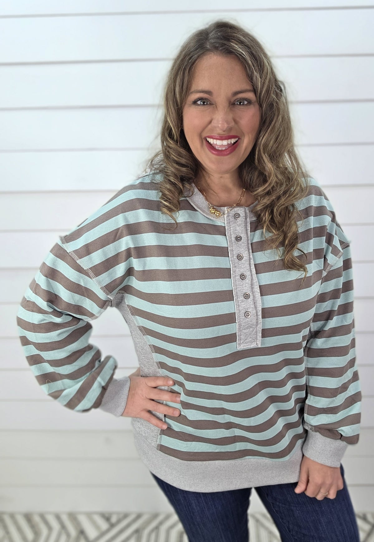 MOCHA/SAGE STRIPED FRENCH TERRY HENLEY PULLOVER