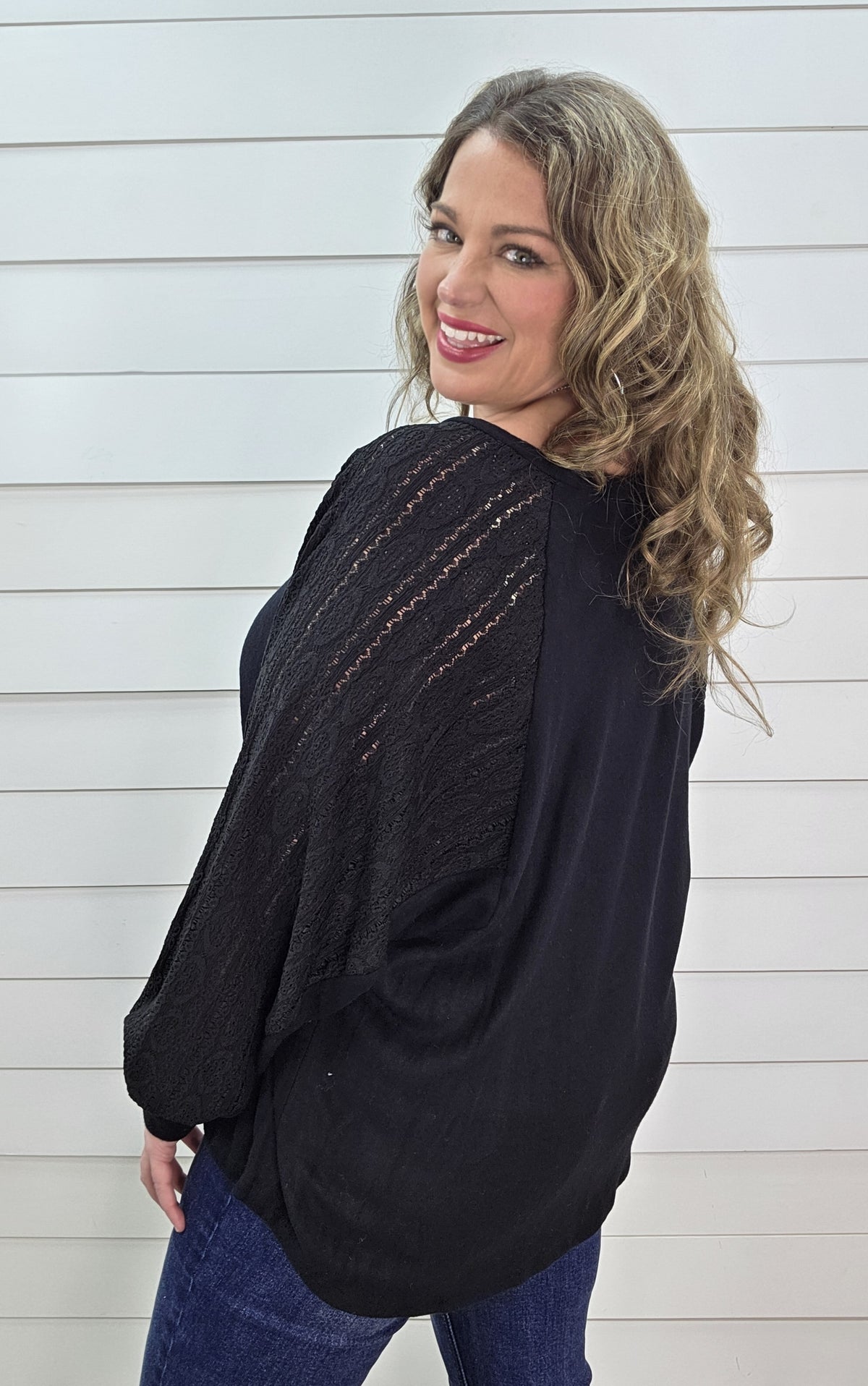 BLACK BRUSHED KNIT LOOSE FIT DOLMAN TOP W/ LACE SLEEVES
