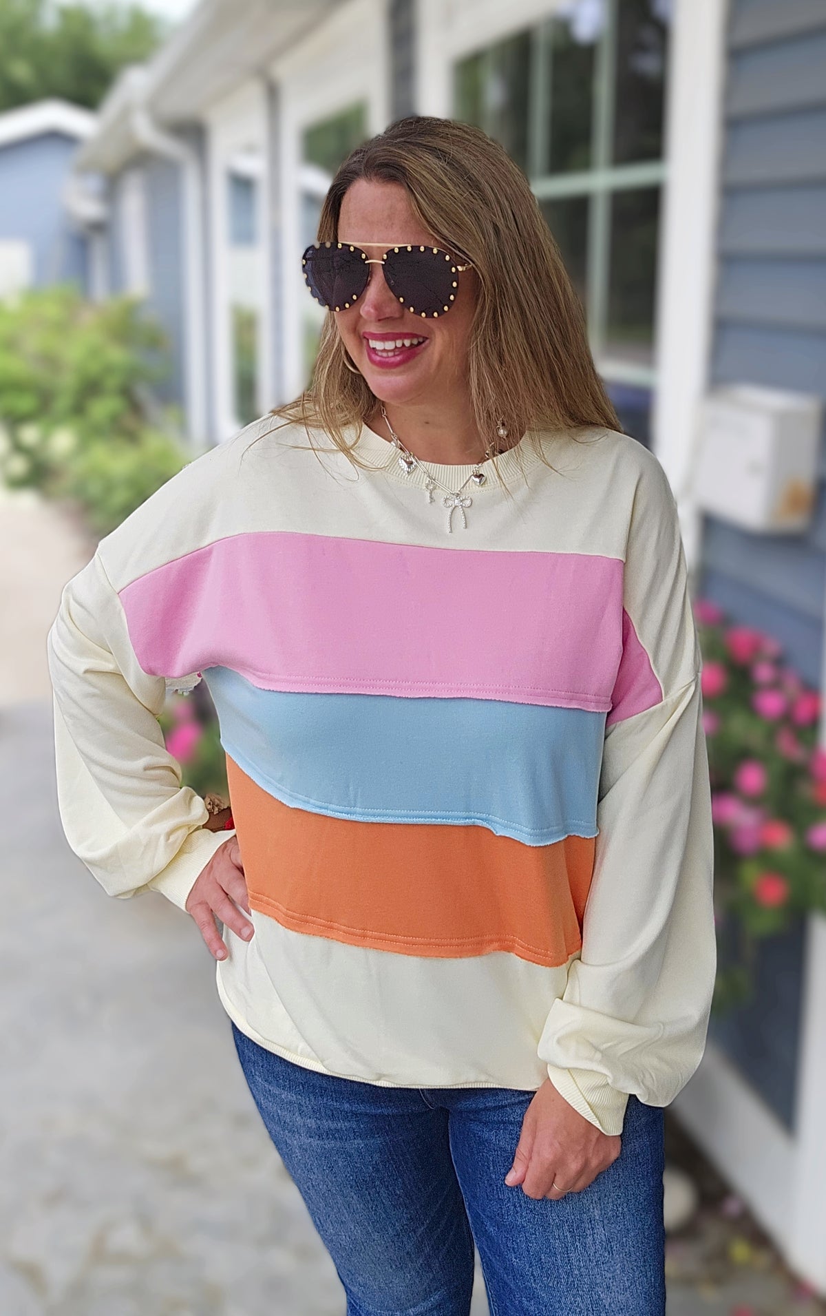 CREAM COLORBLOCK PULLOVER