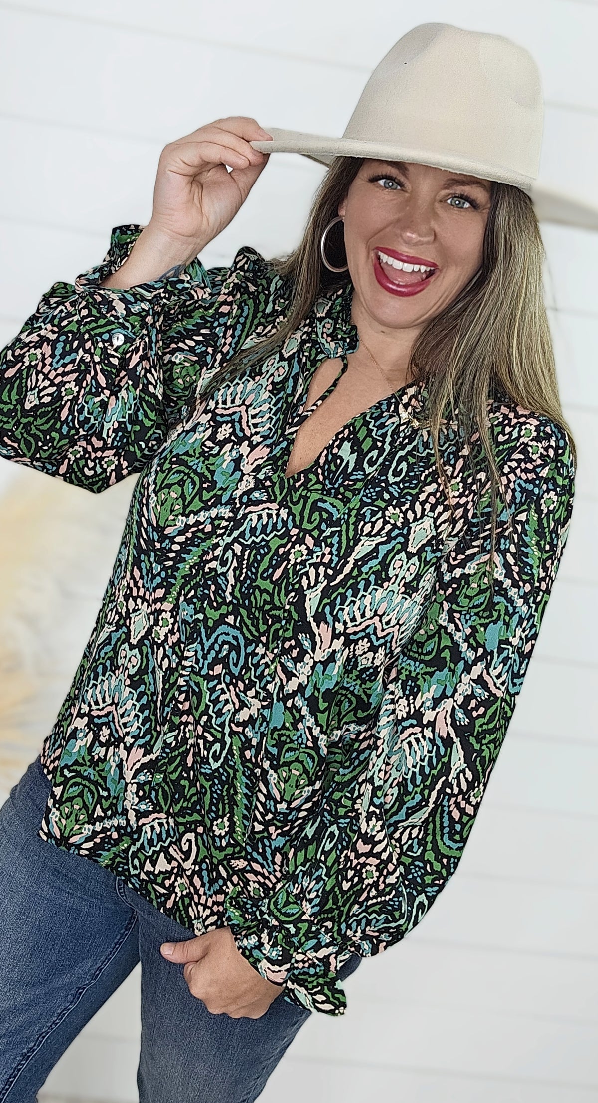 GREEN GEO PRINT PEASANT TIE BLOUSE