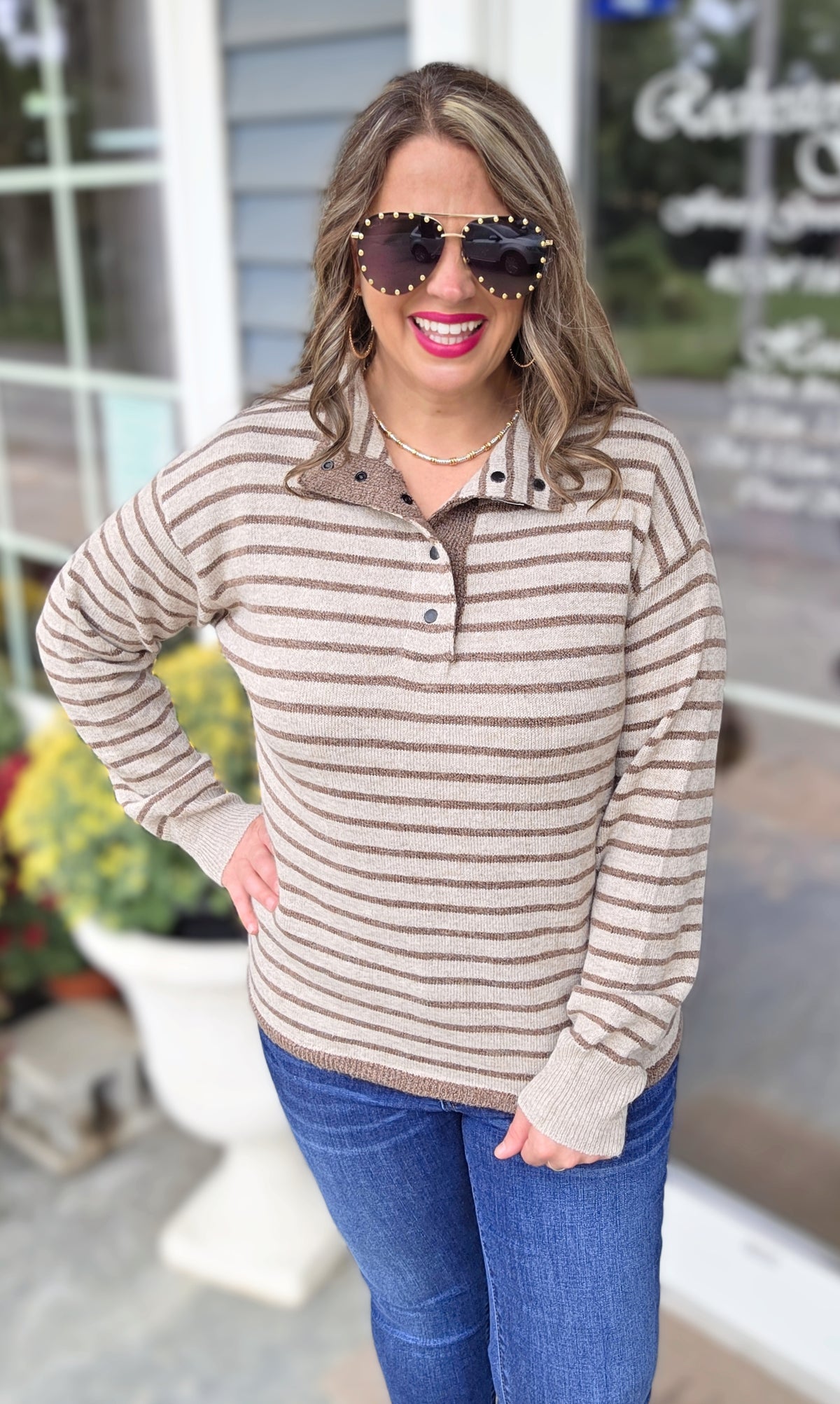 TAUPE/BROWN STIRPED QUARTER SNAP BUTTON SWEATER