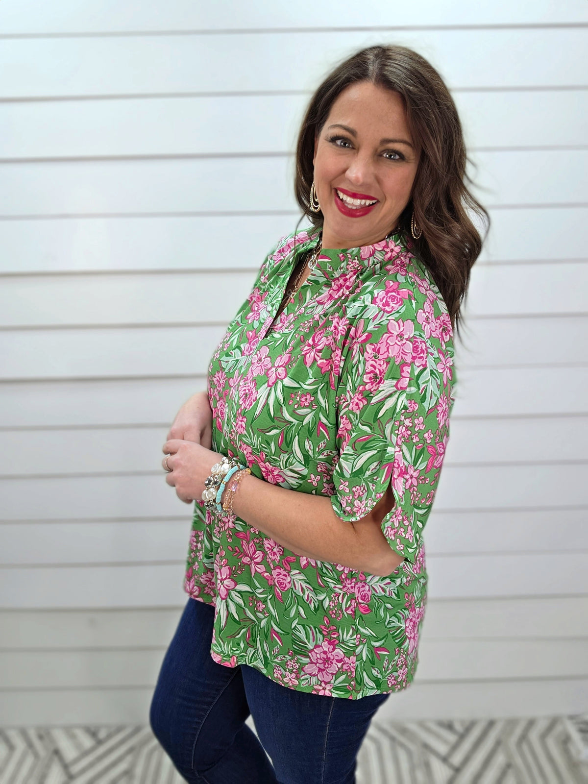 DEAR SCARLETT BREEZE SPLIT SLEEVE TOP - GREEN/PINK FLORAL PRINT